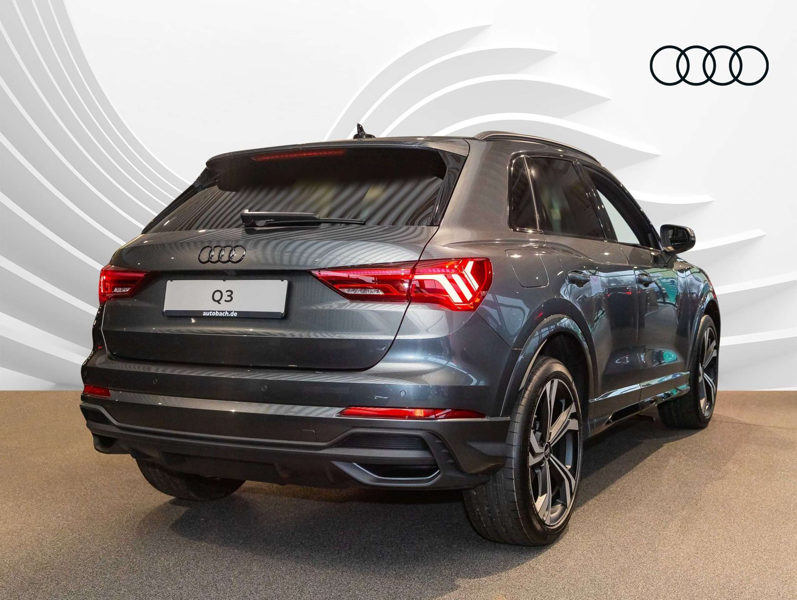 Audi - Q3