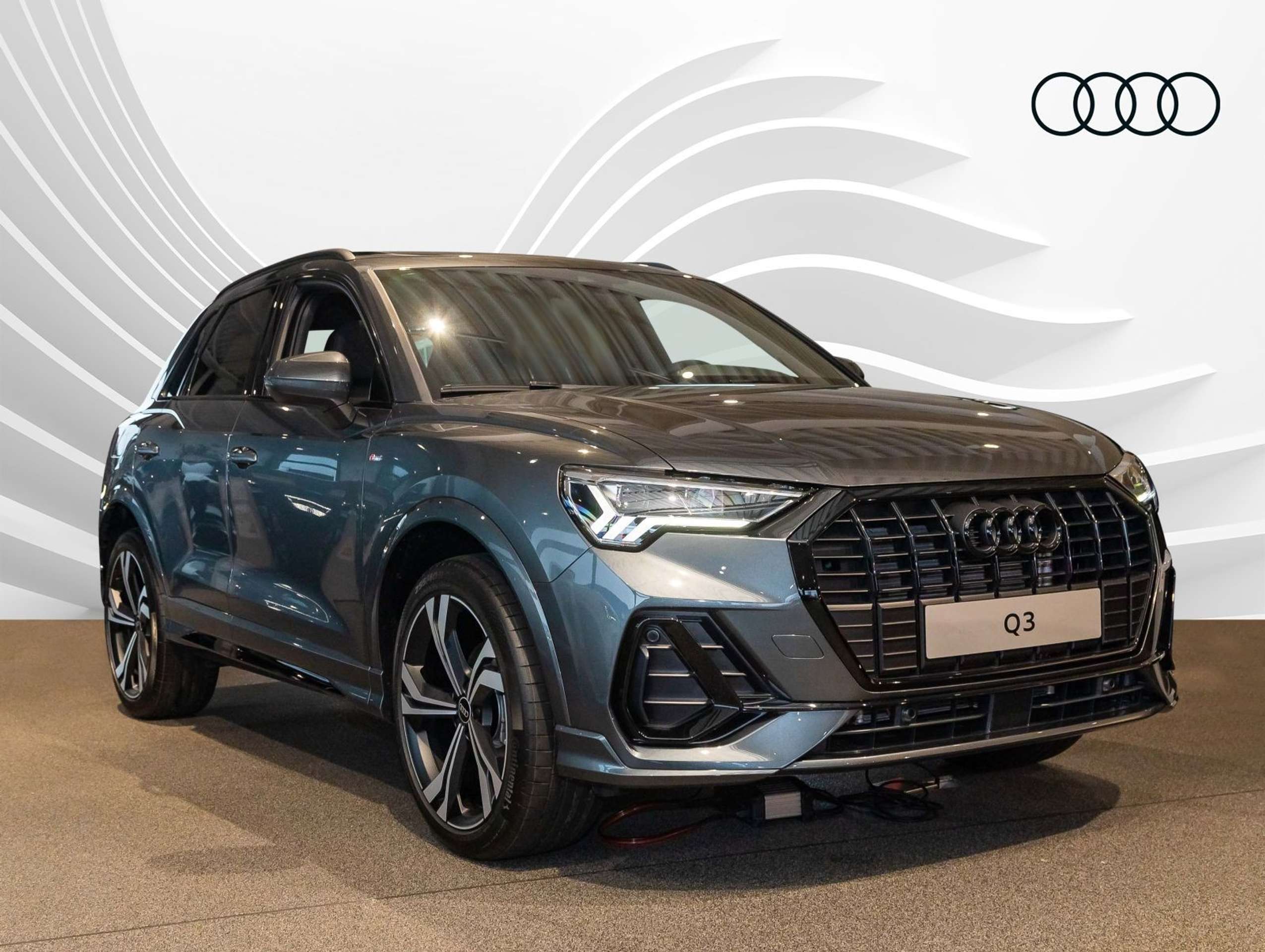 Audi - Q3