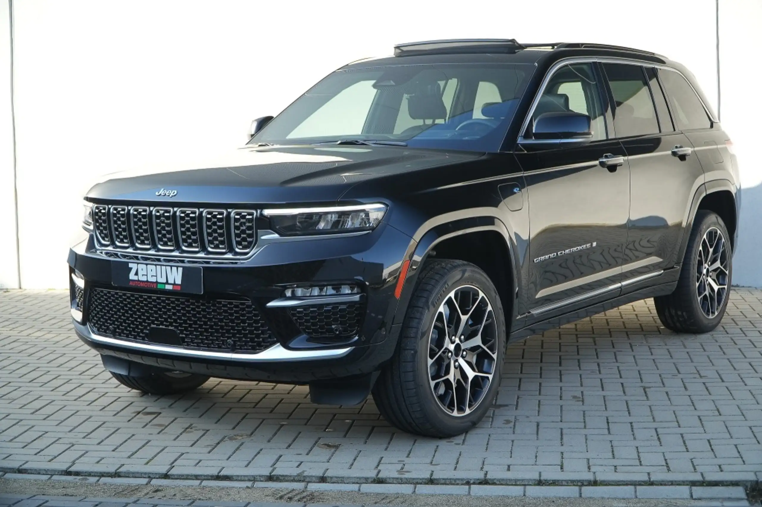 Jeep - Grand Cherokee