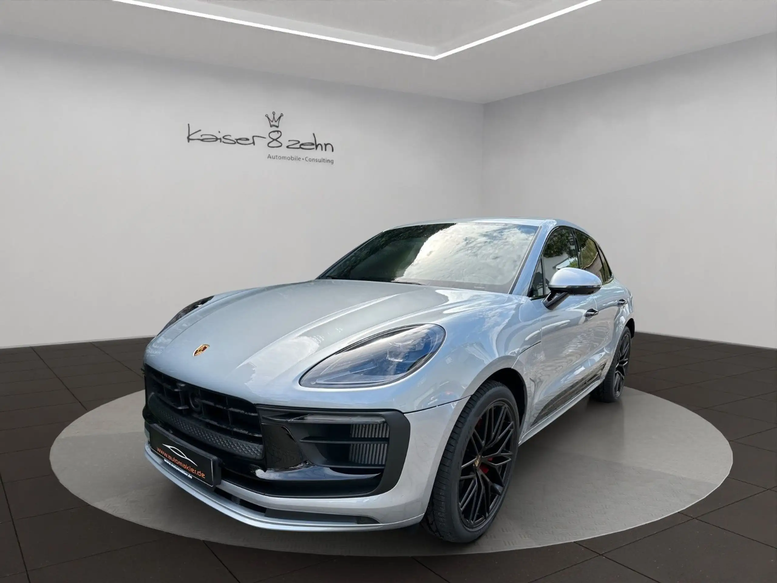 Porsche - Macan