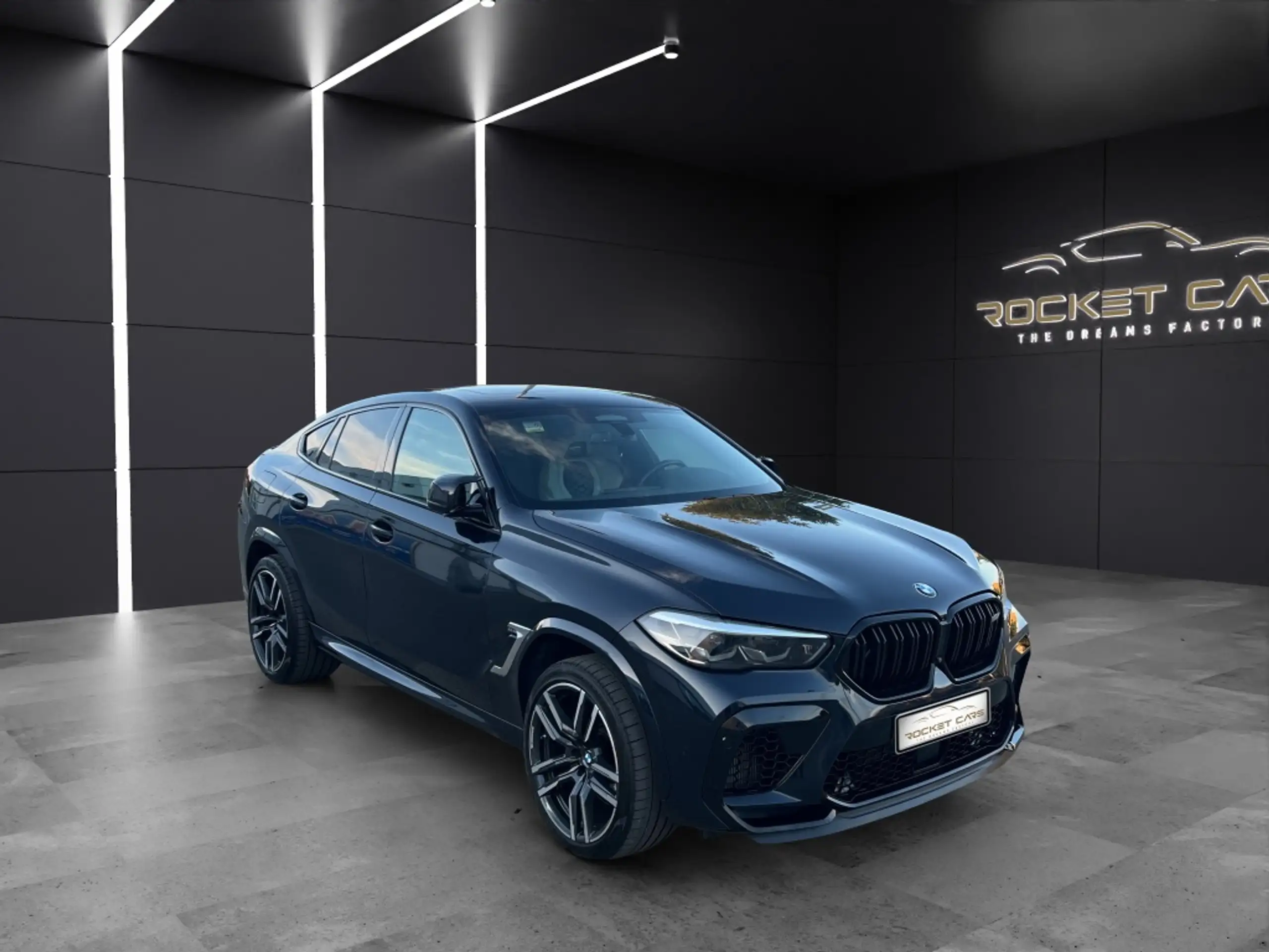 BMW - X6 M