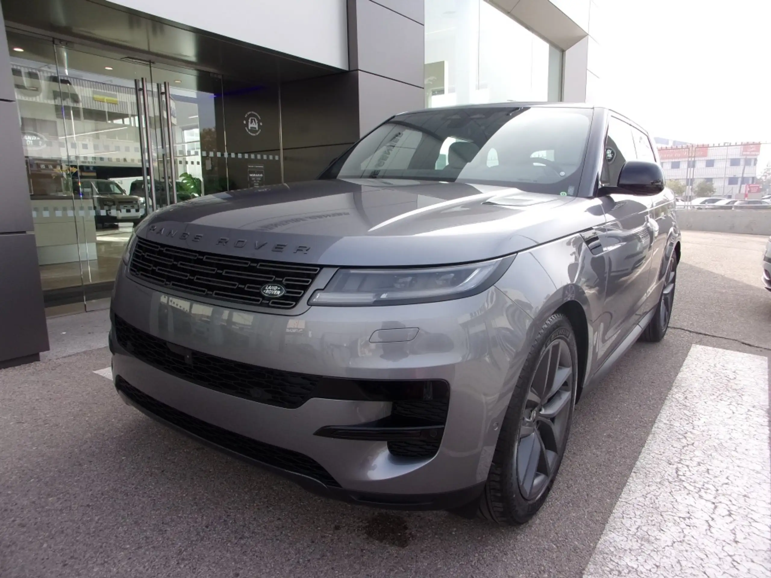 Land Rover - Range Rover Sport