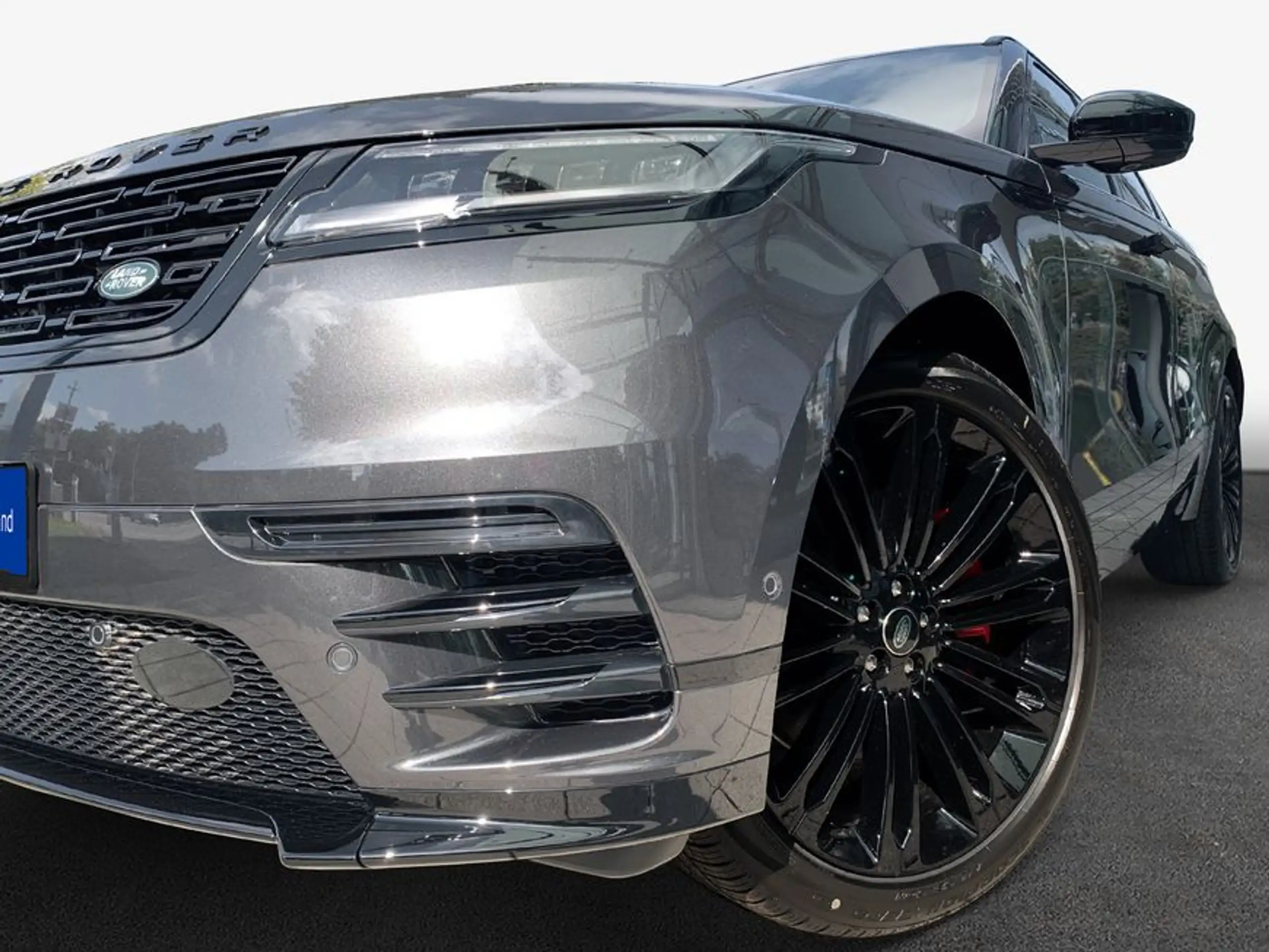 Land Rover - Range Rover Velar