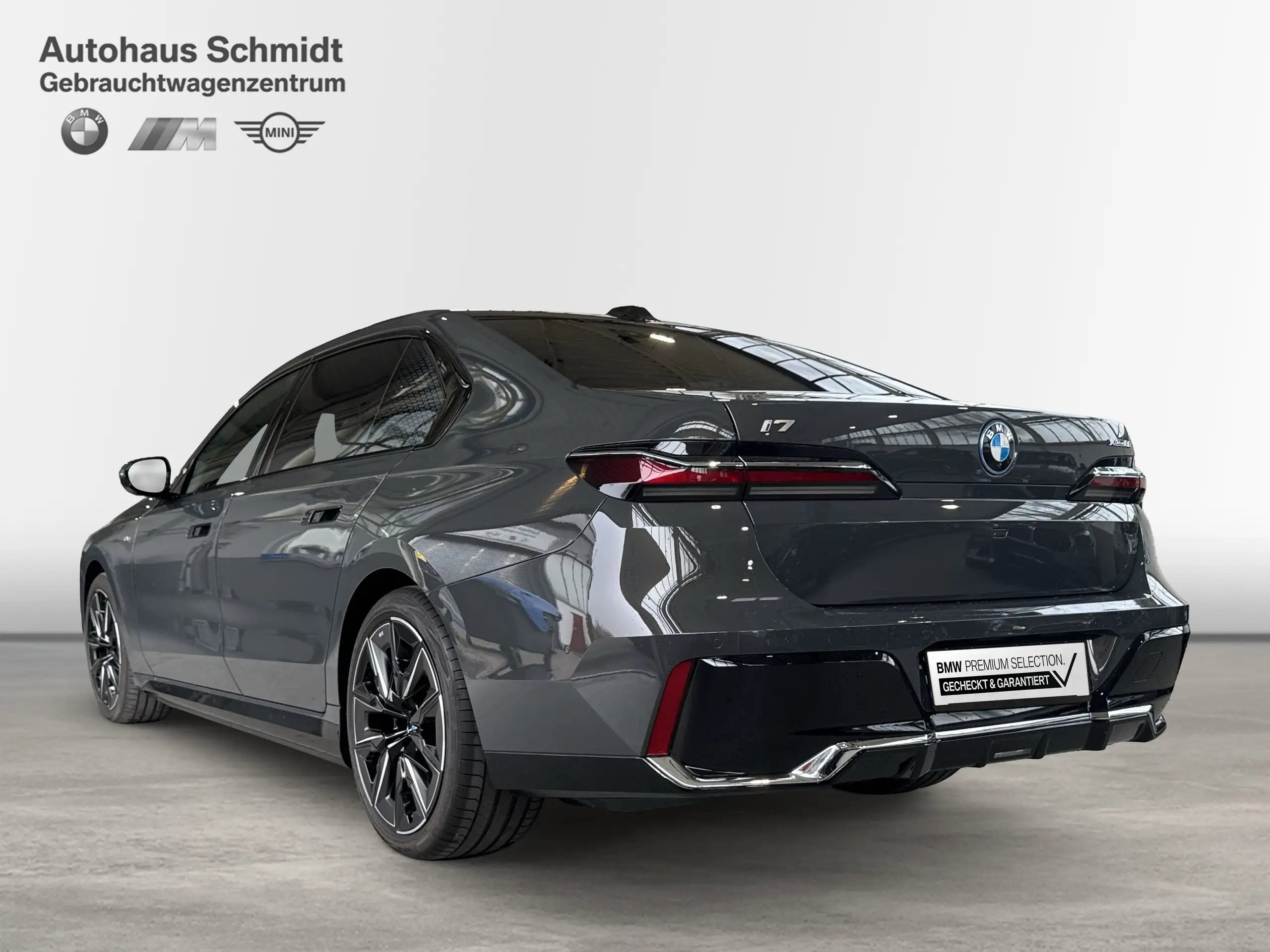 BMW i7 2023