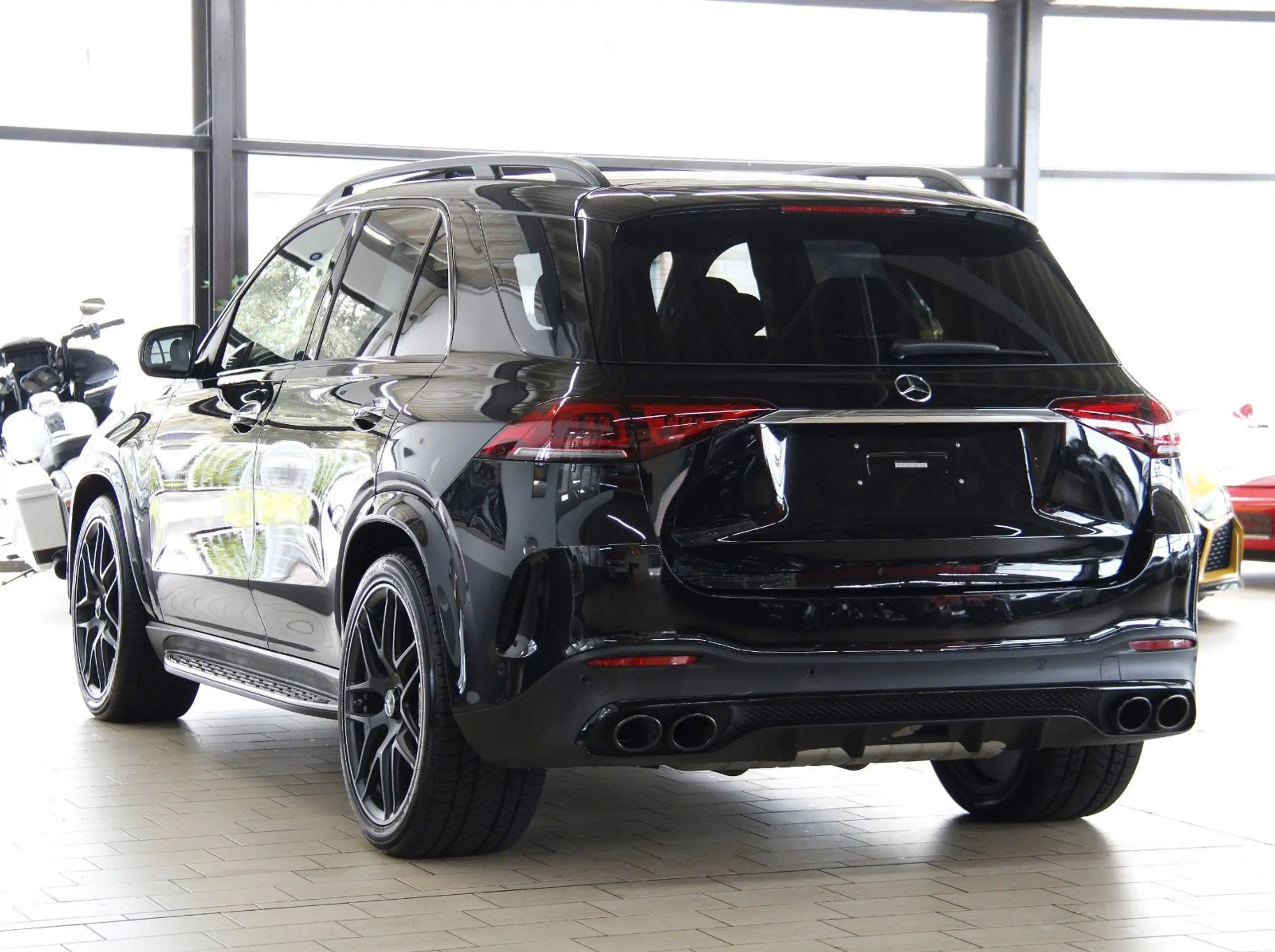 Mercedes-Benz - GLE 53 AMG