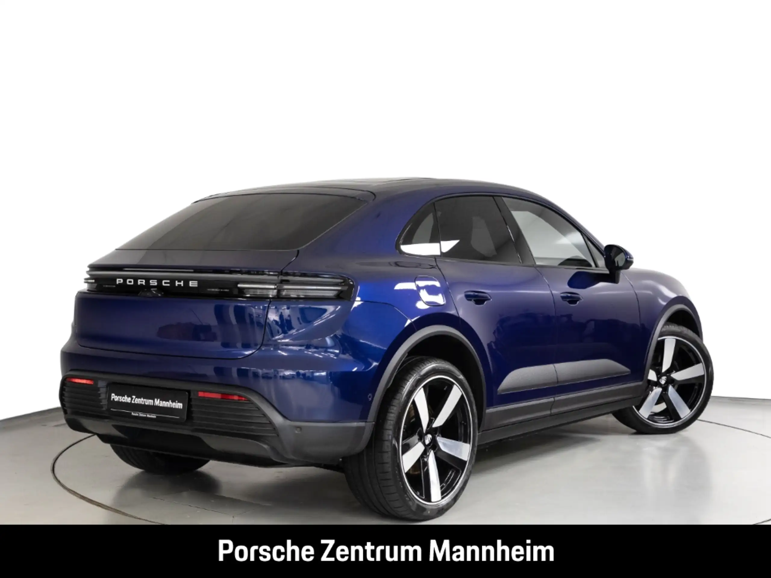 Porsche - Macan