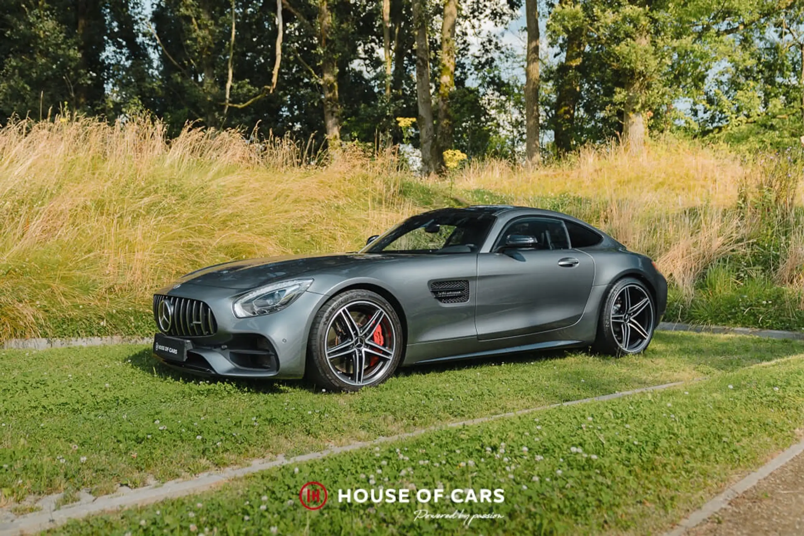 Mercedes-Benz - AMG GT