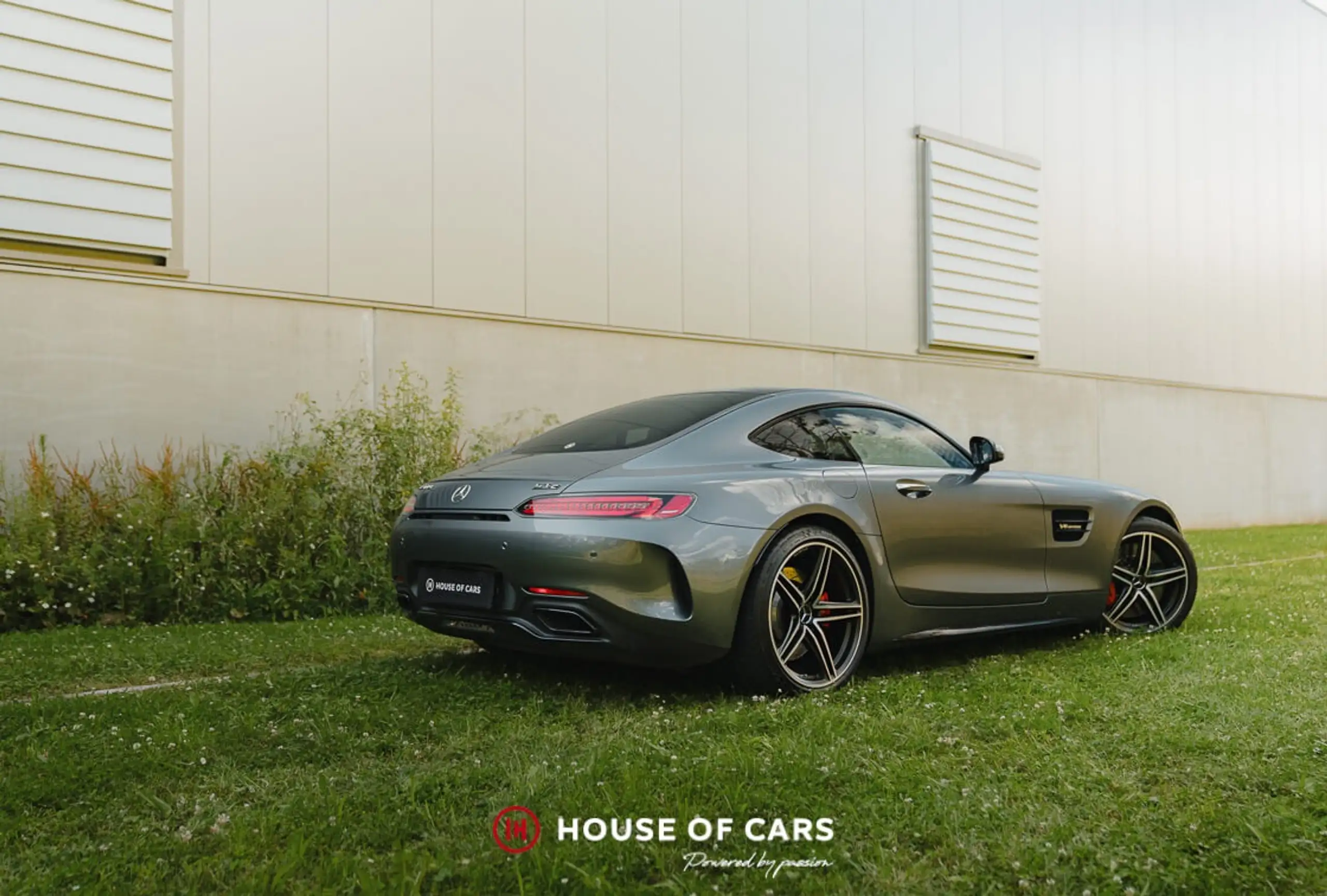 Mercedes-Benz - AMG GT