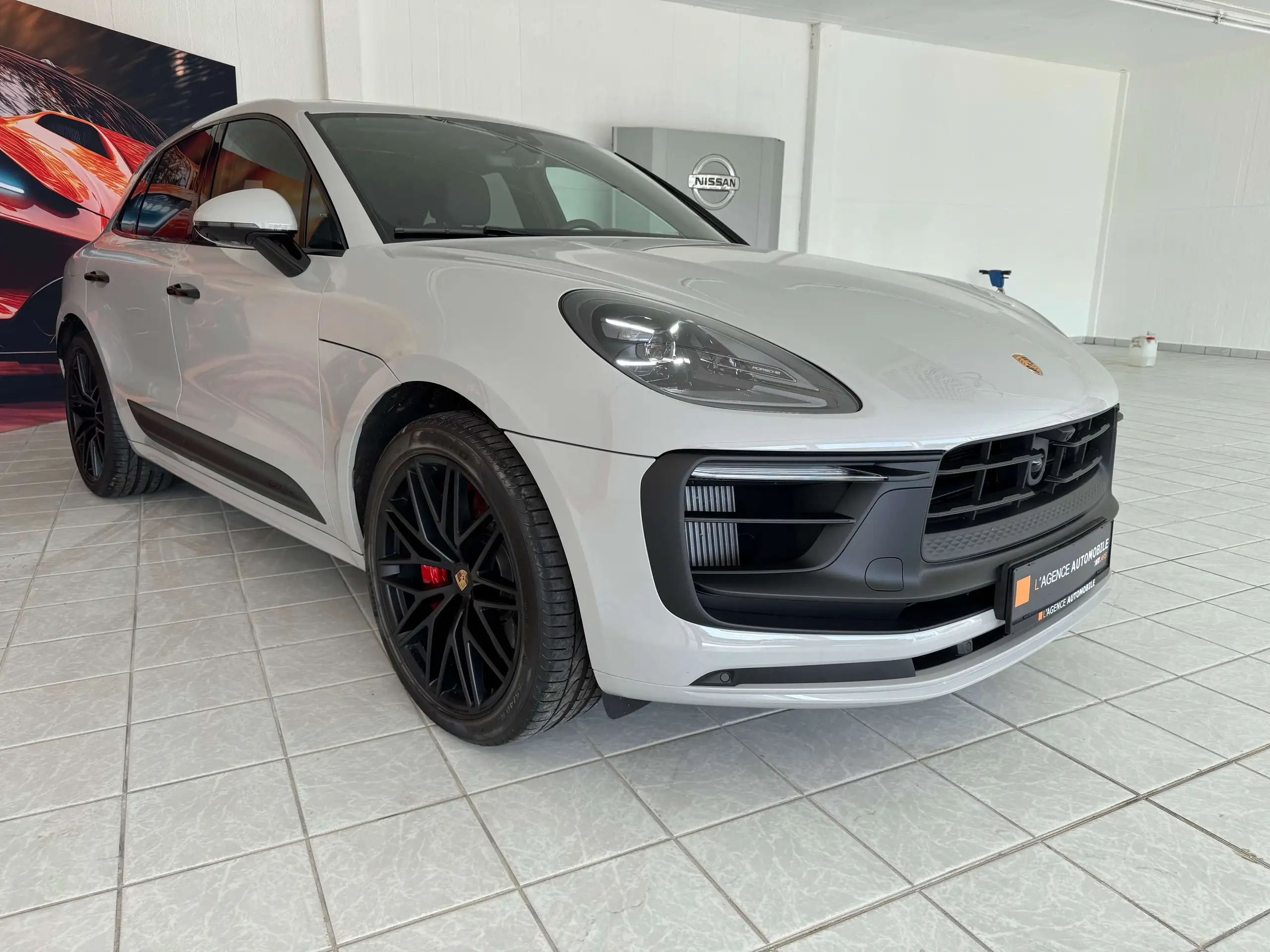 Porsche - Macan