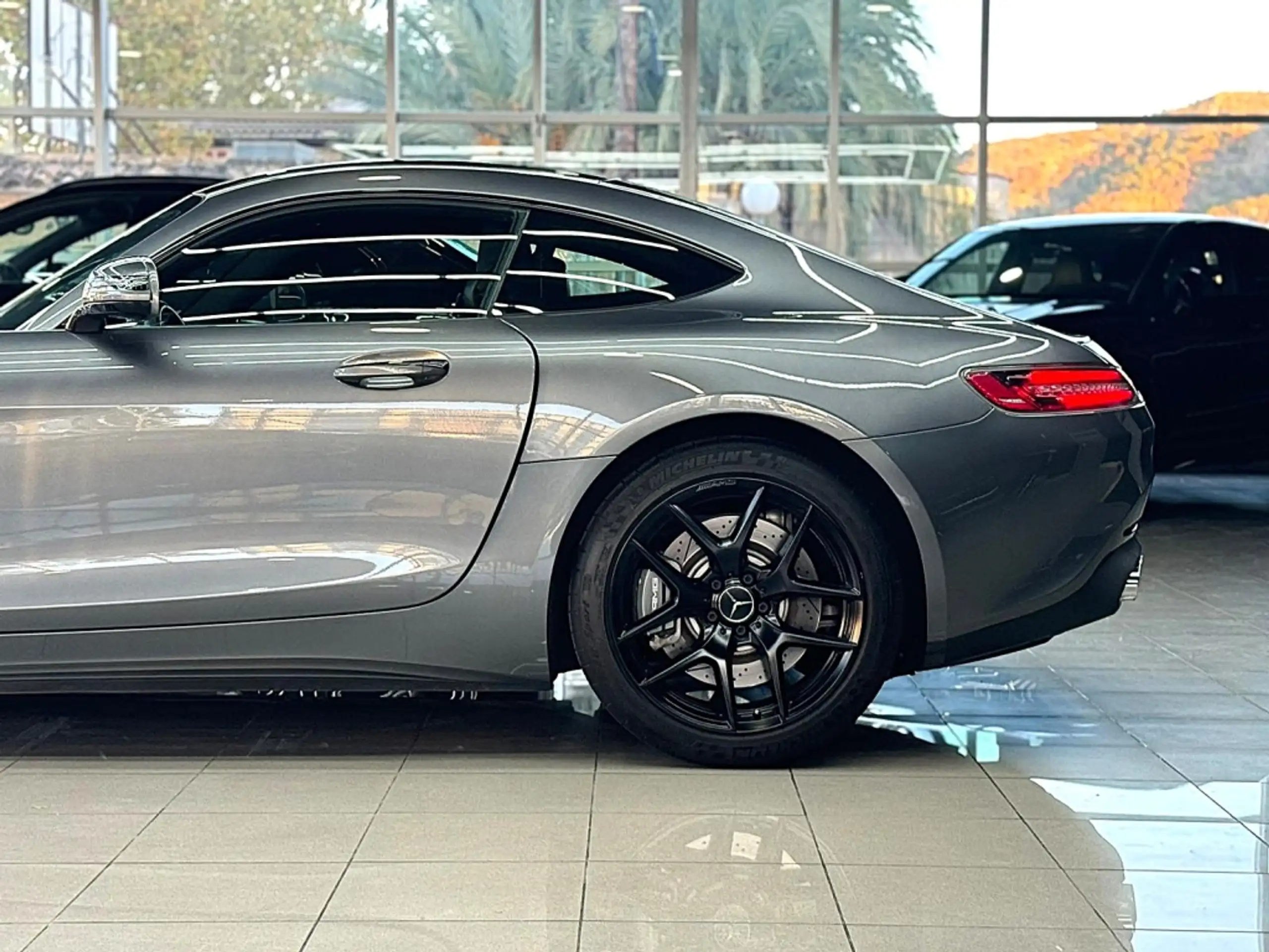 Mercedes-Benz - AMG GT