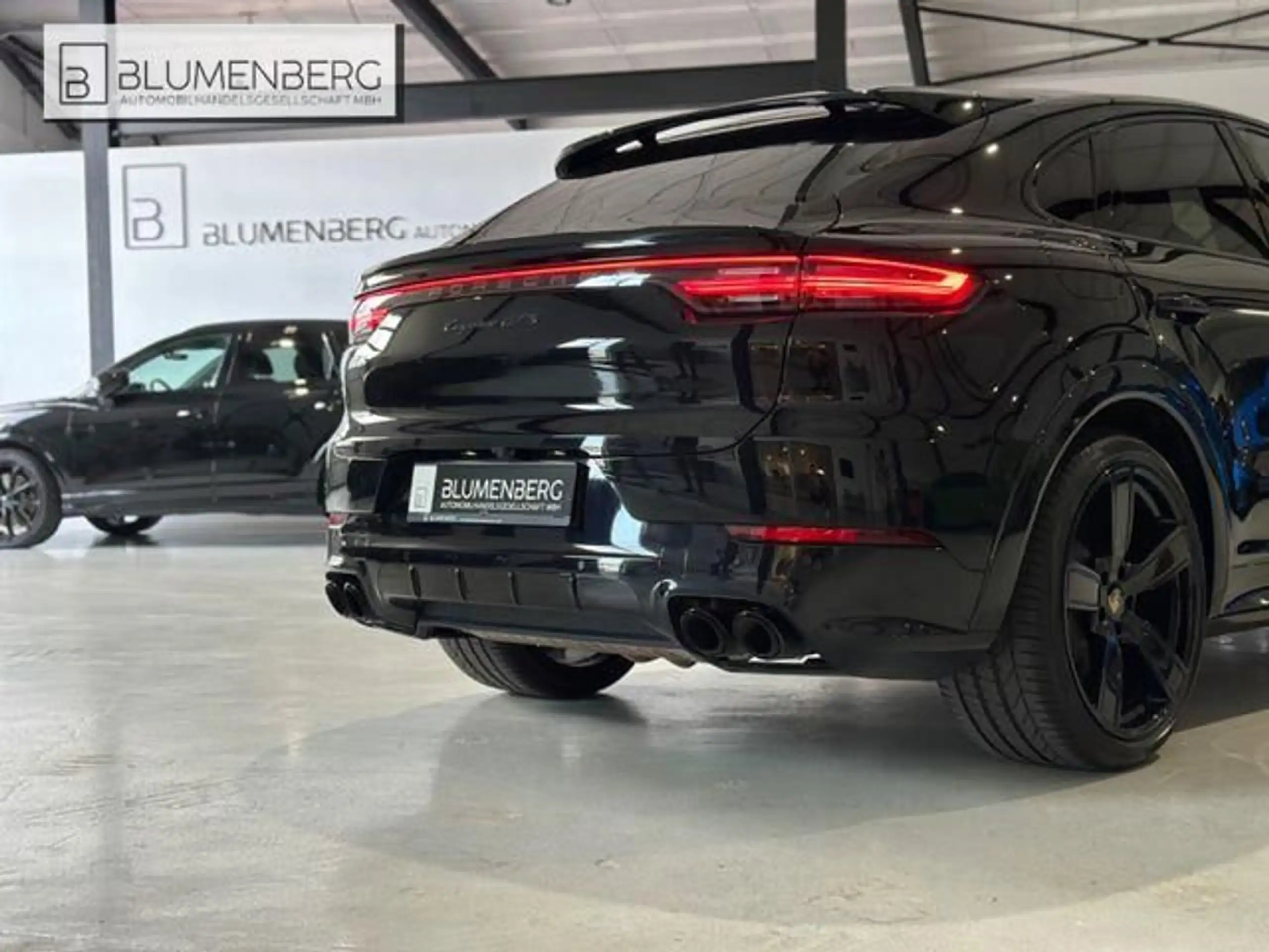 Porsche - Cayenne