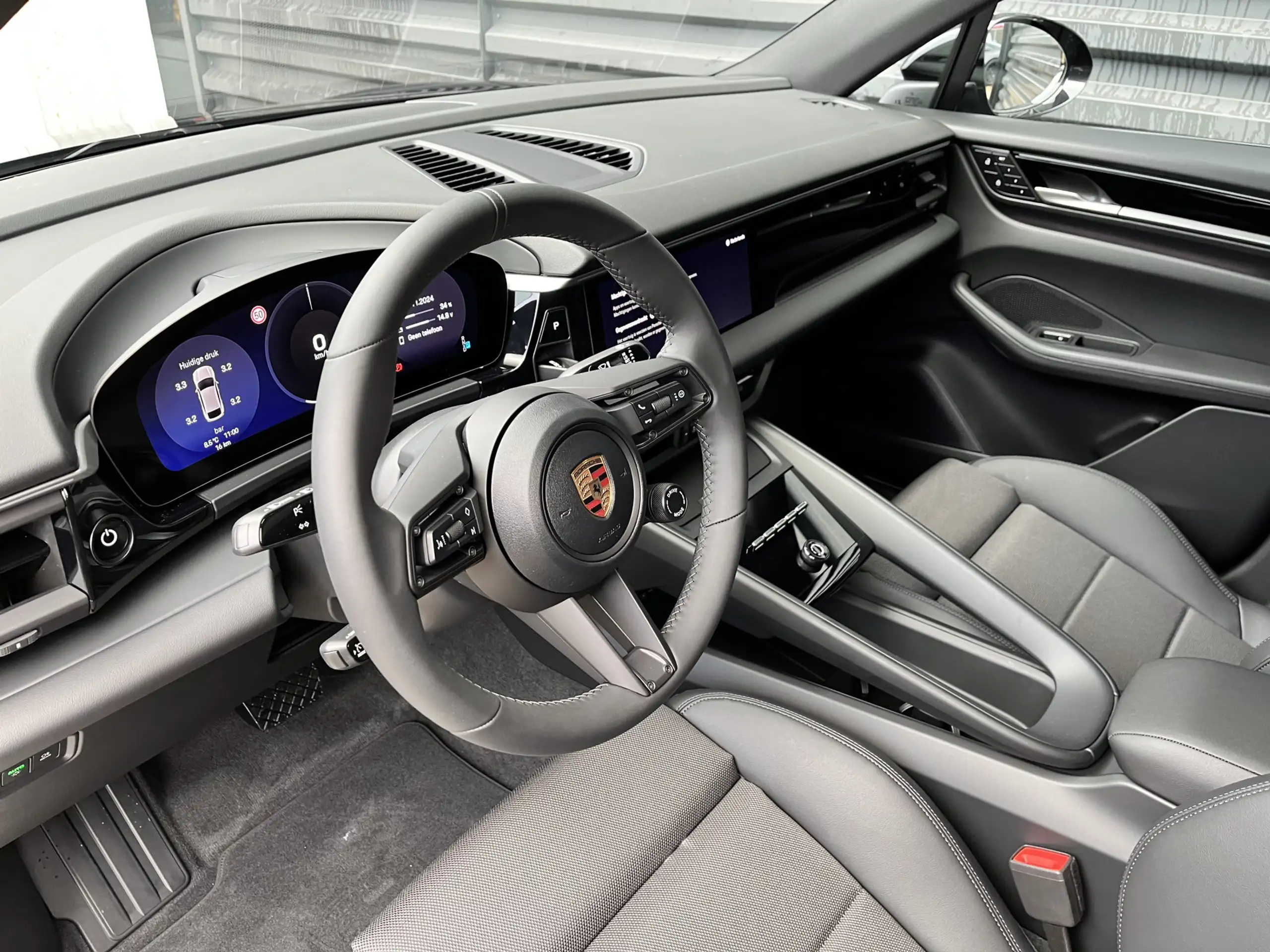 Porsche - Macan