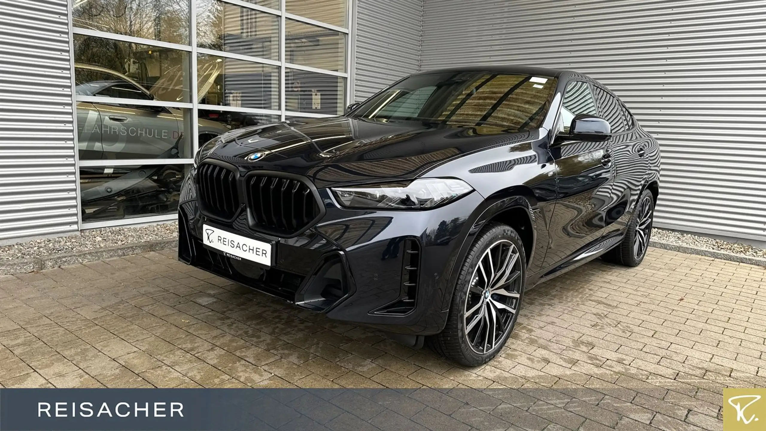 BMW - X6