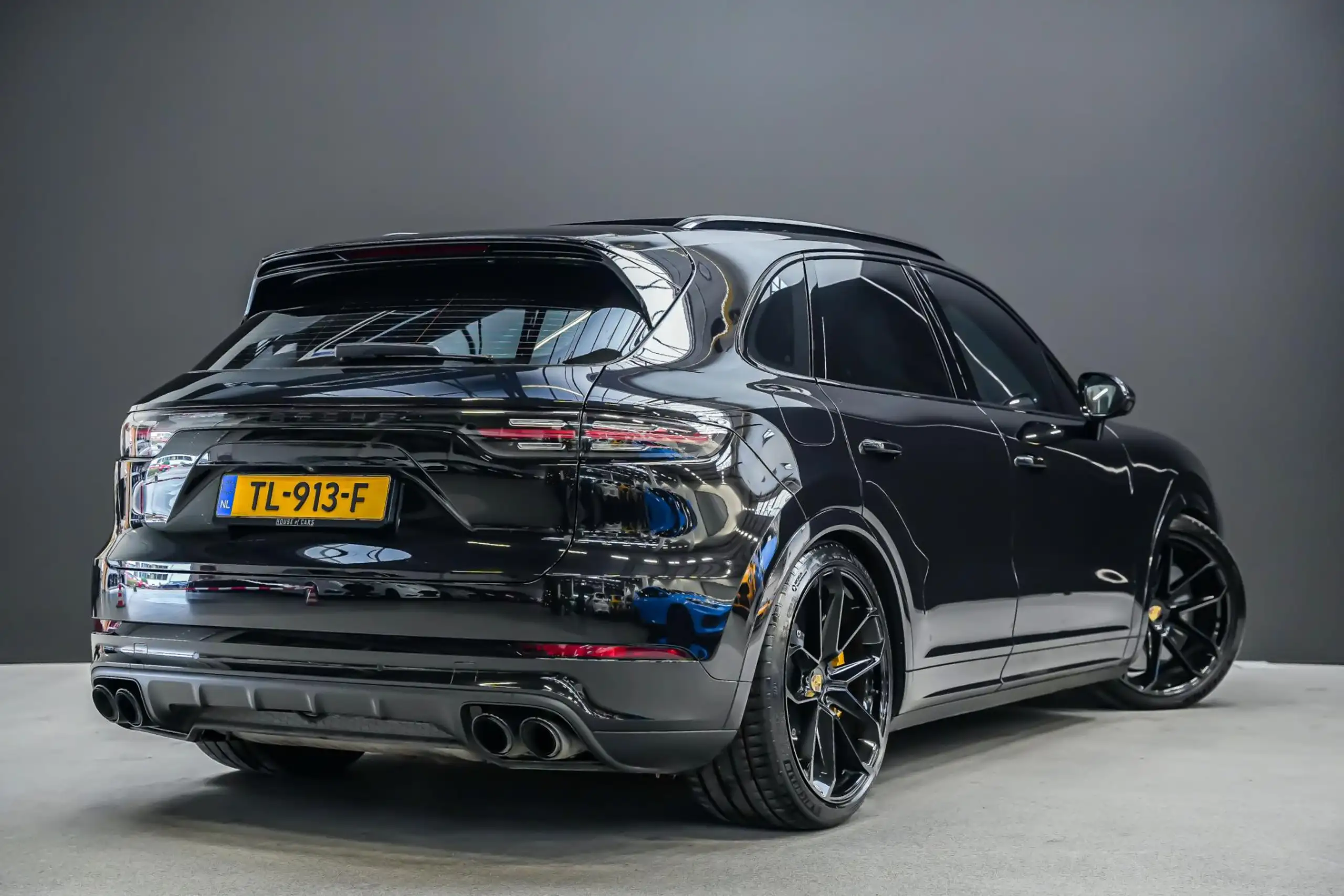 Porsche - Cayenne