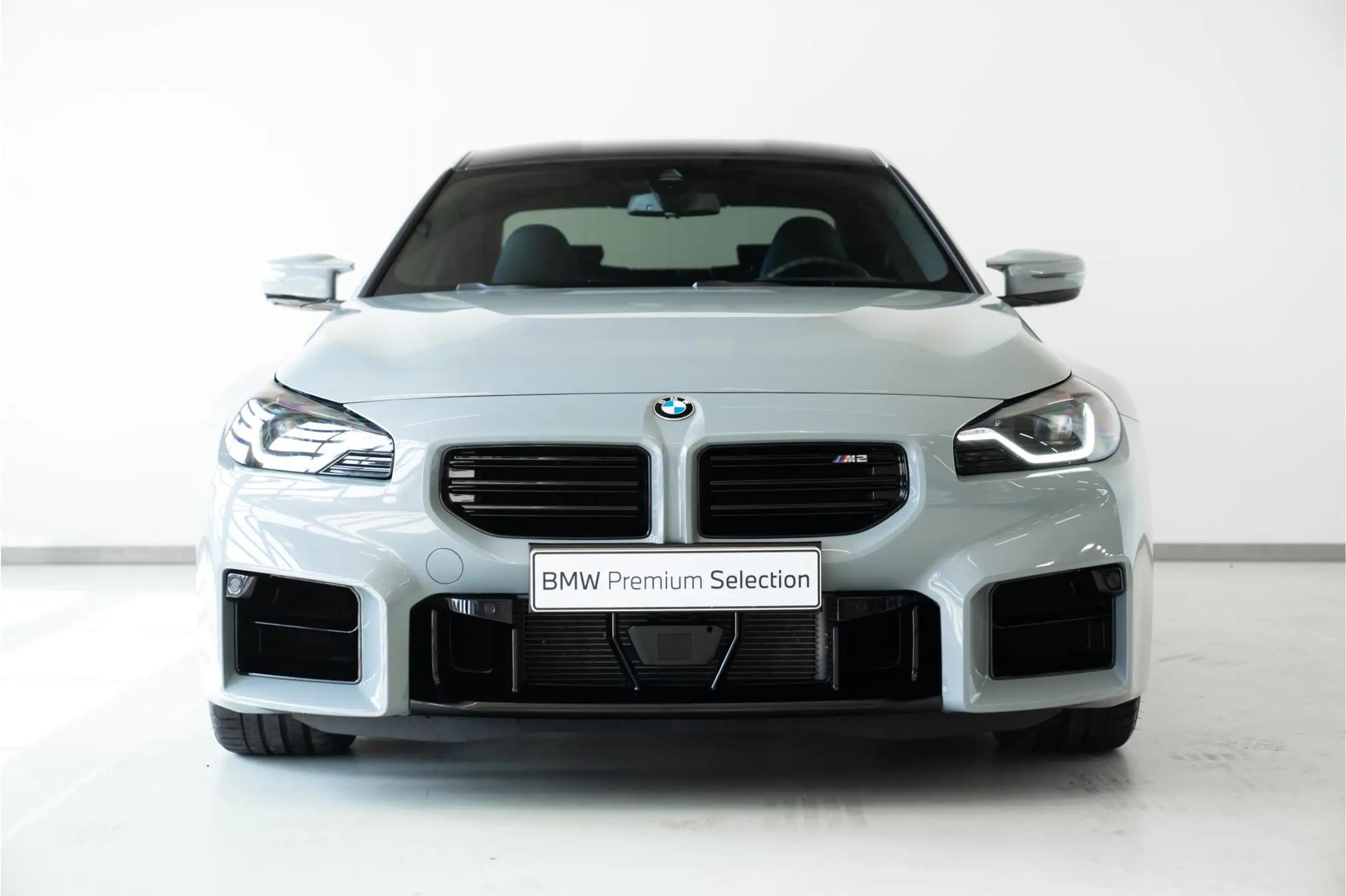 BMW - M2