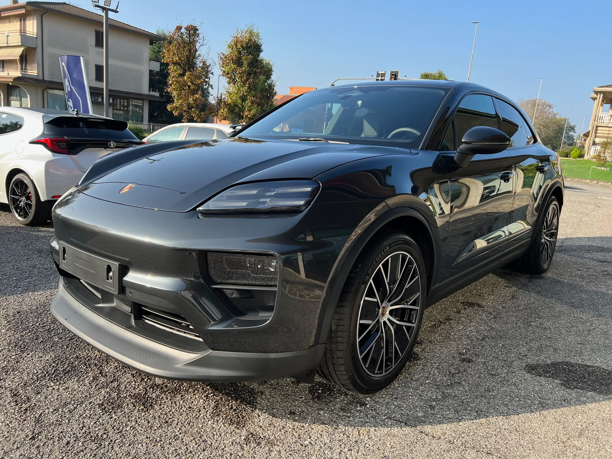 Porsche - Macan