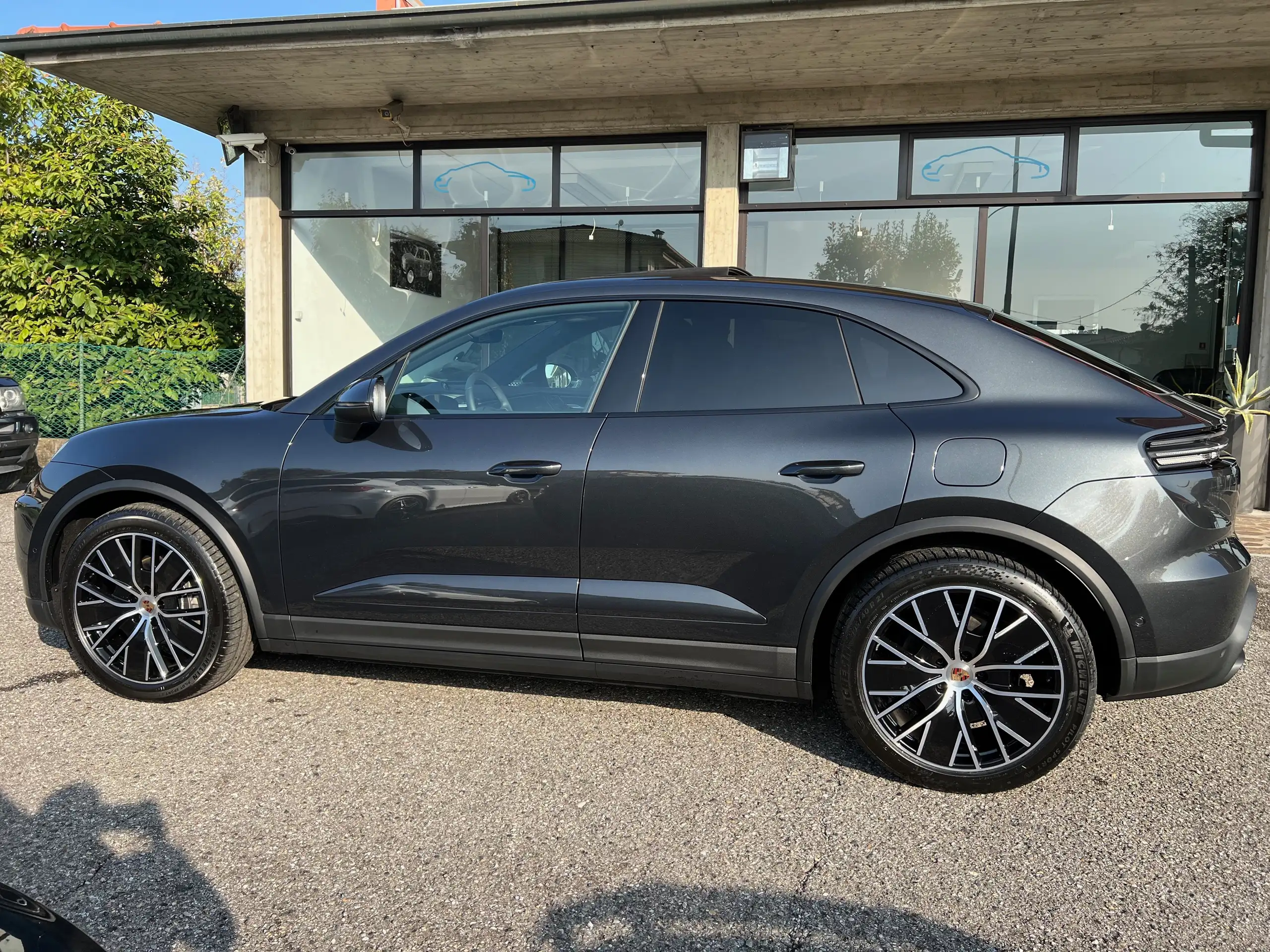 Porsche - Macan