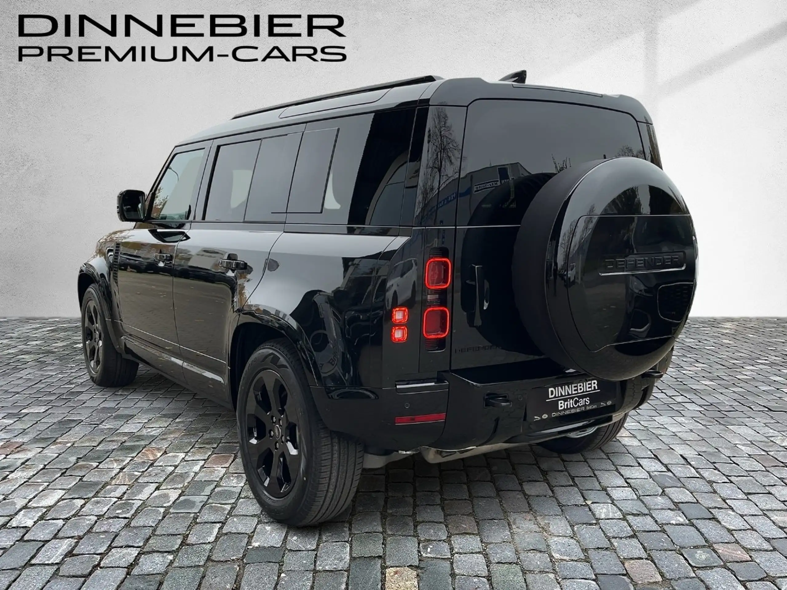 Land Rover - Defender