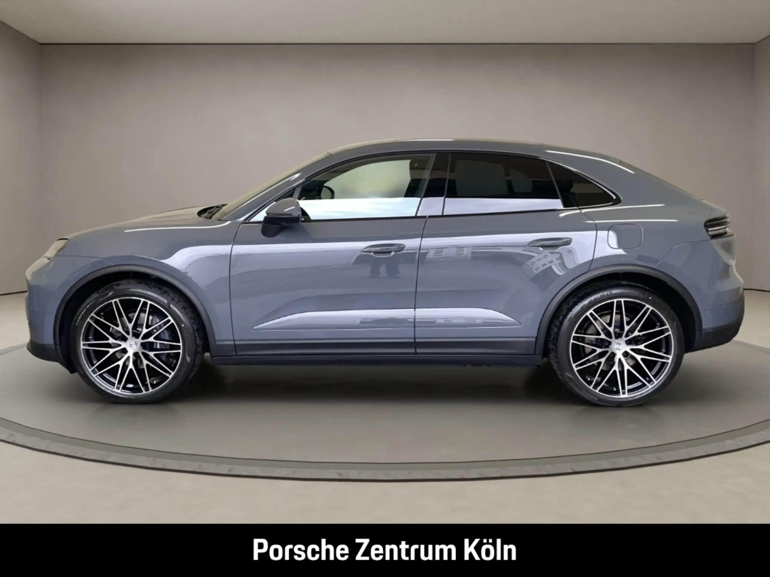 Porsche - Macan