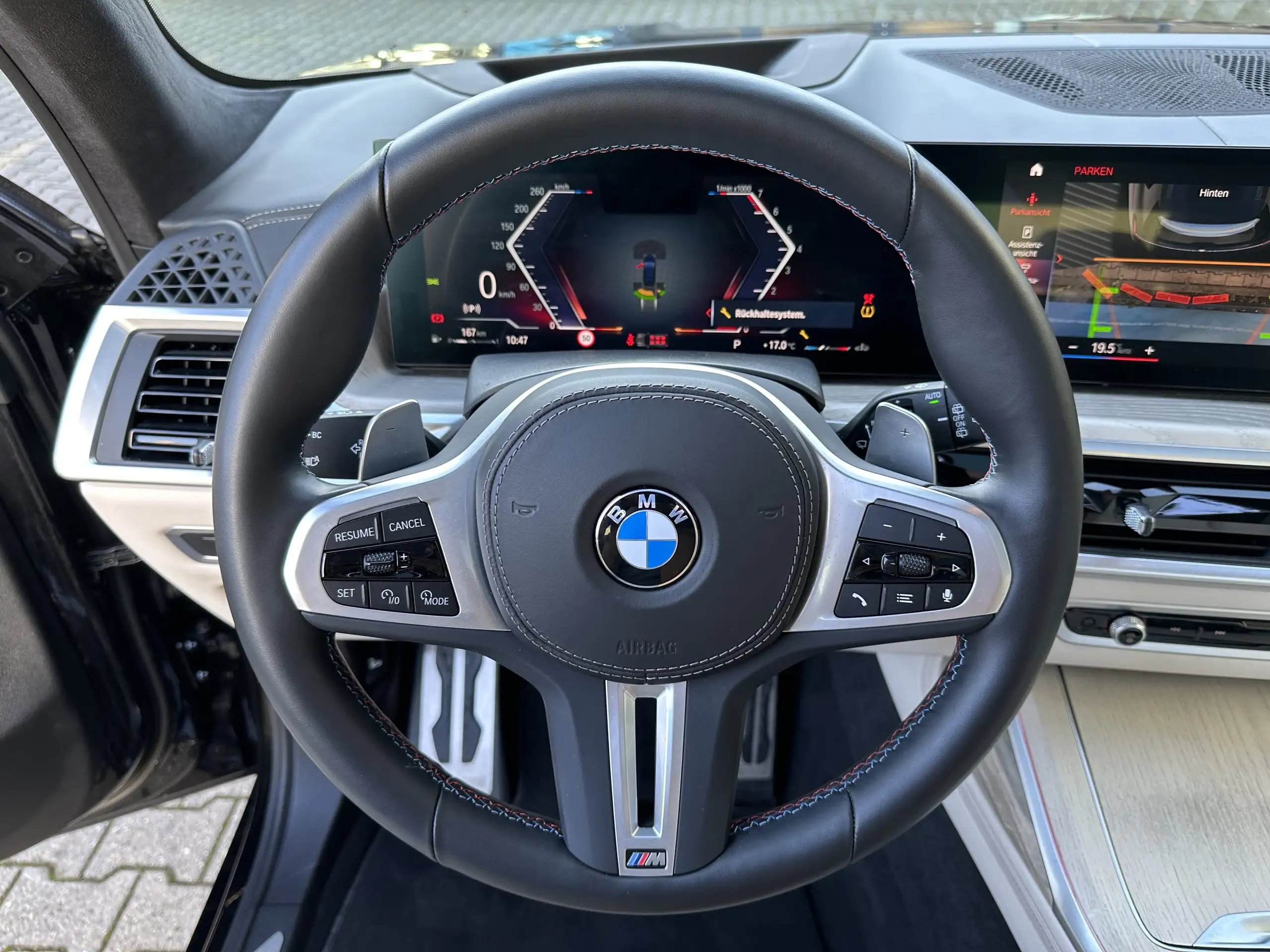 BMW - X7 M