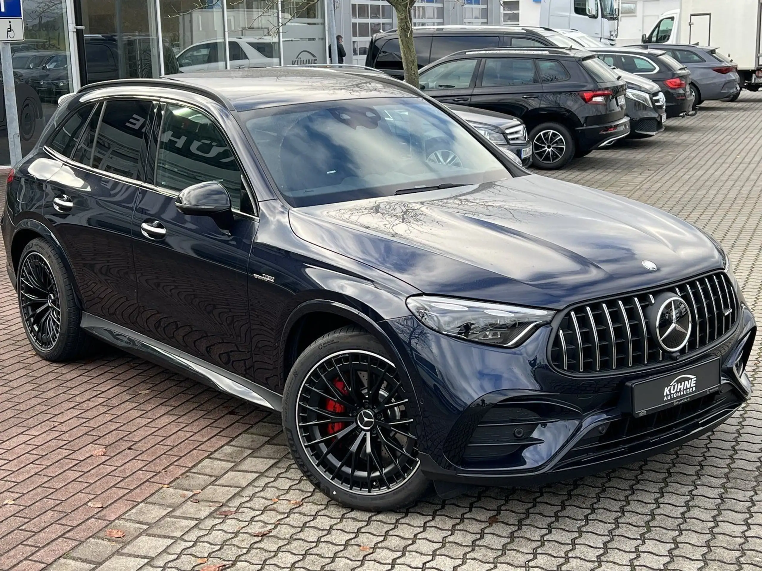 Mercedes-Benz - GLC 63 AMG