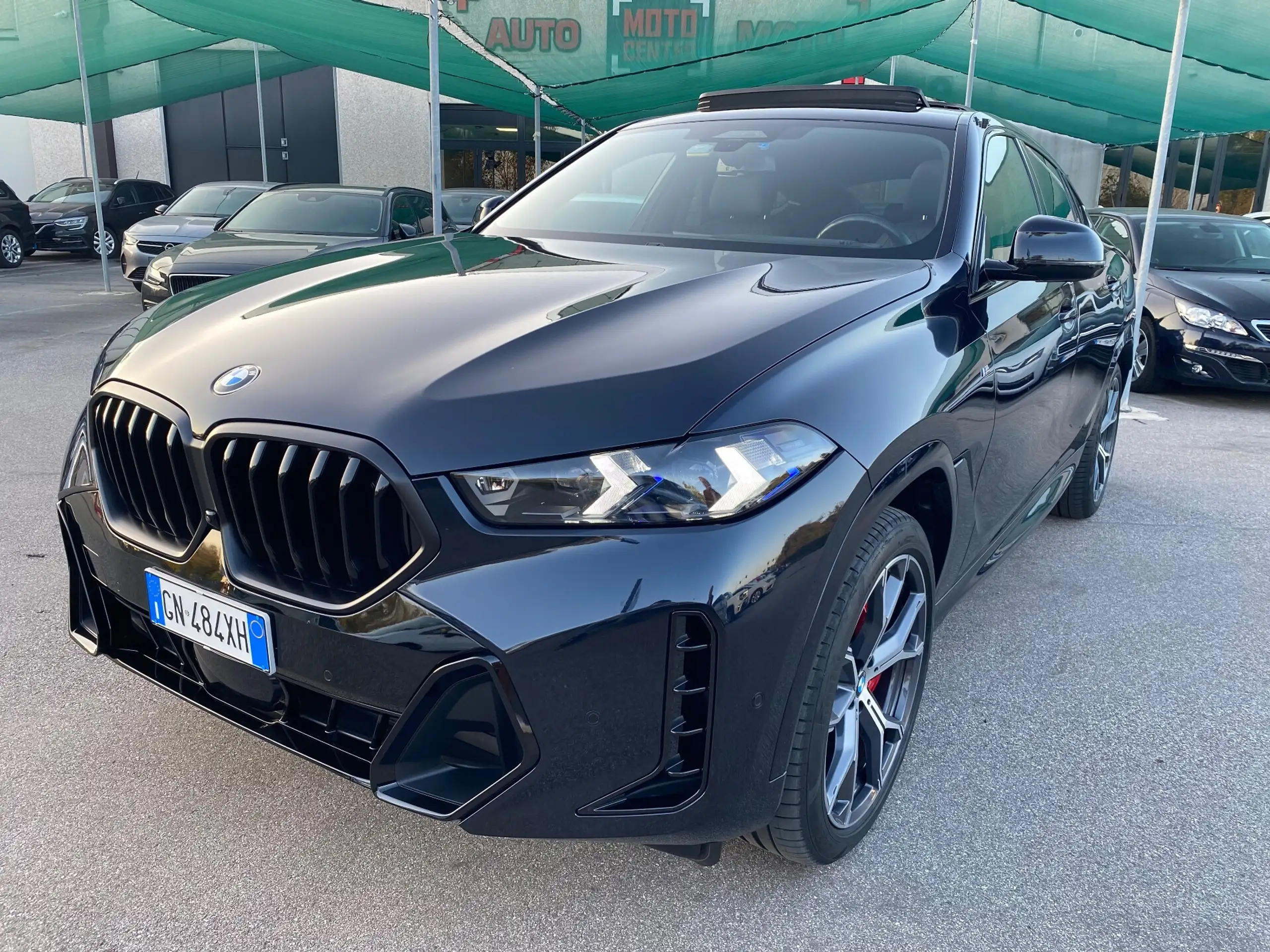 BMW - X6