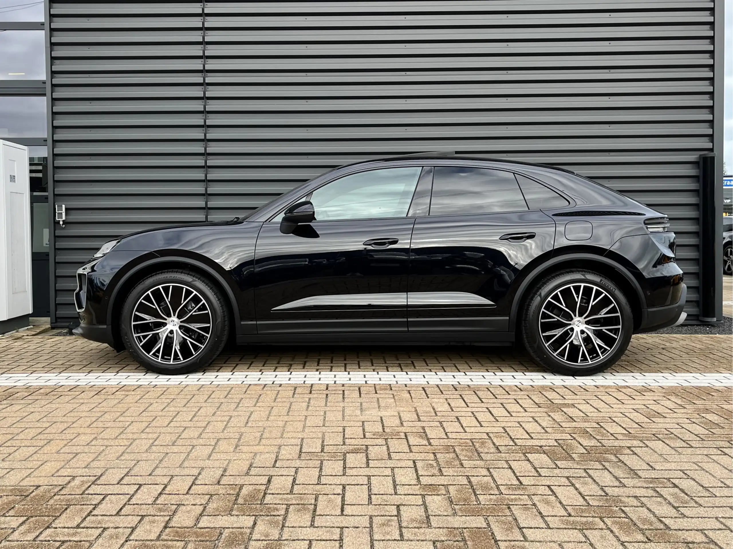 Porsche - Macan