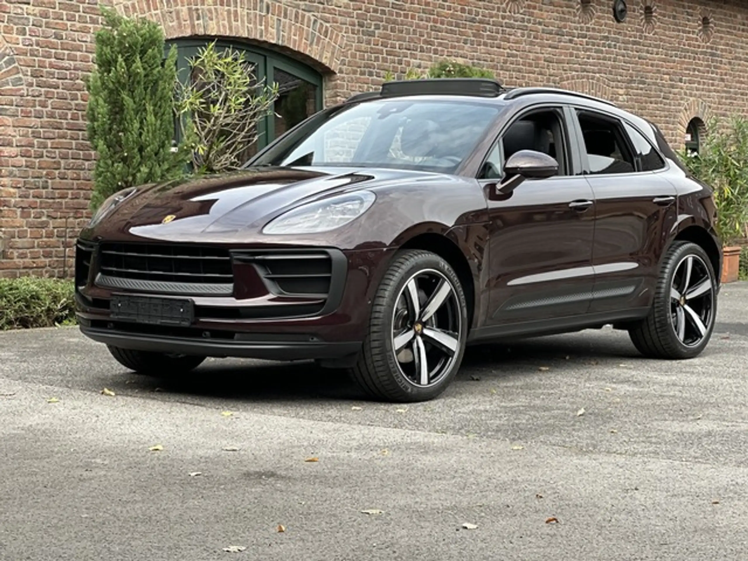 Porsche - Macan