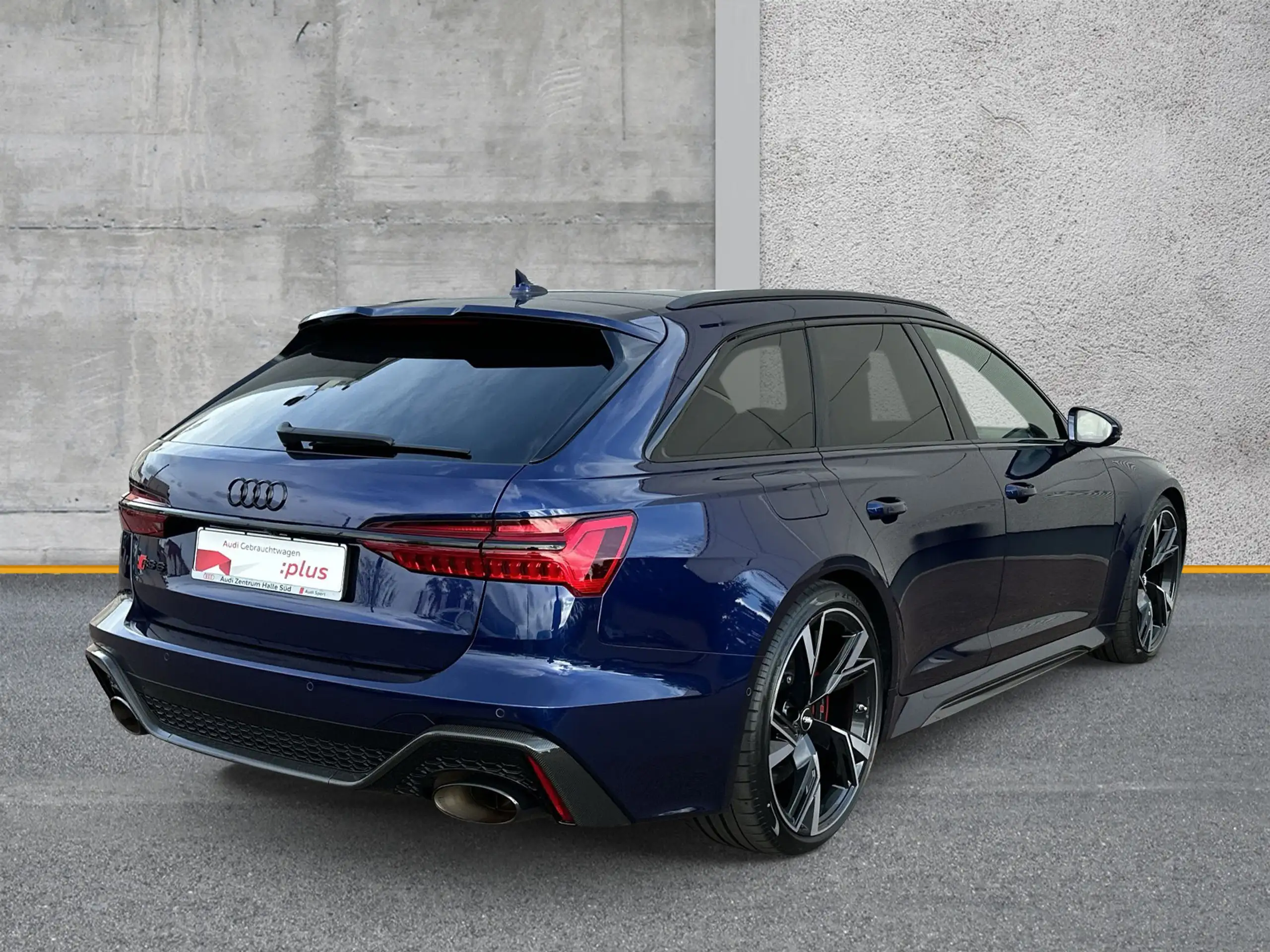 Audi - RS6