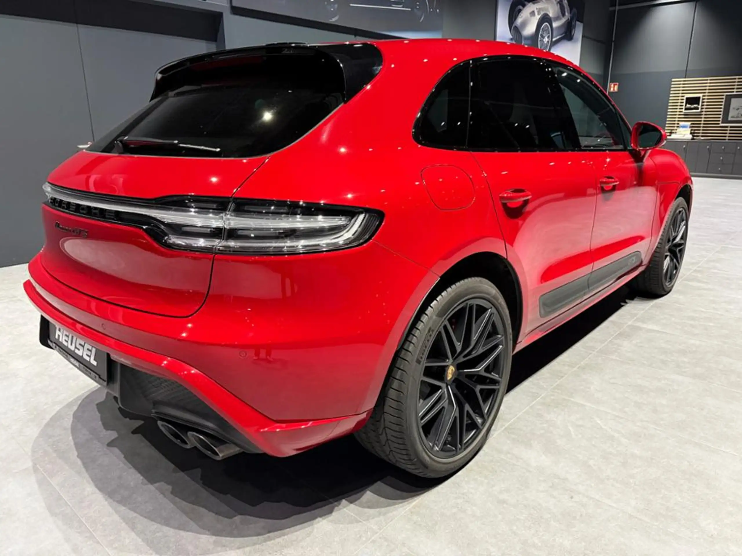 Porsche - Macan