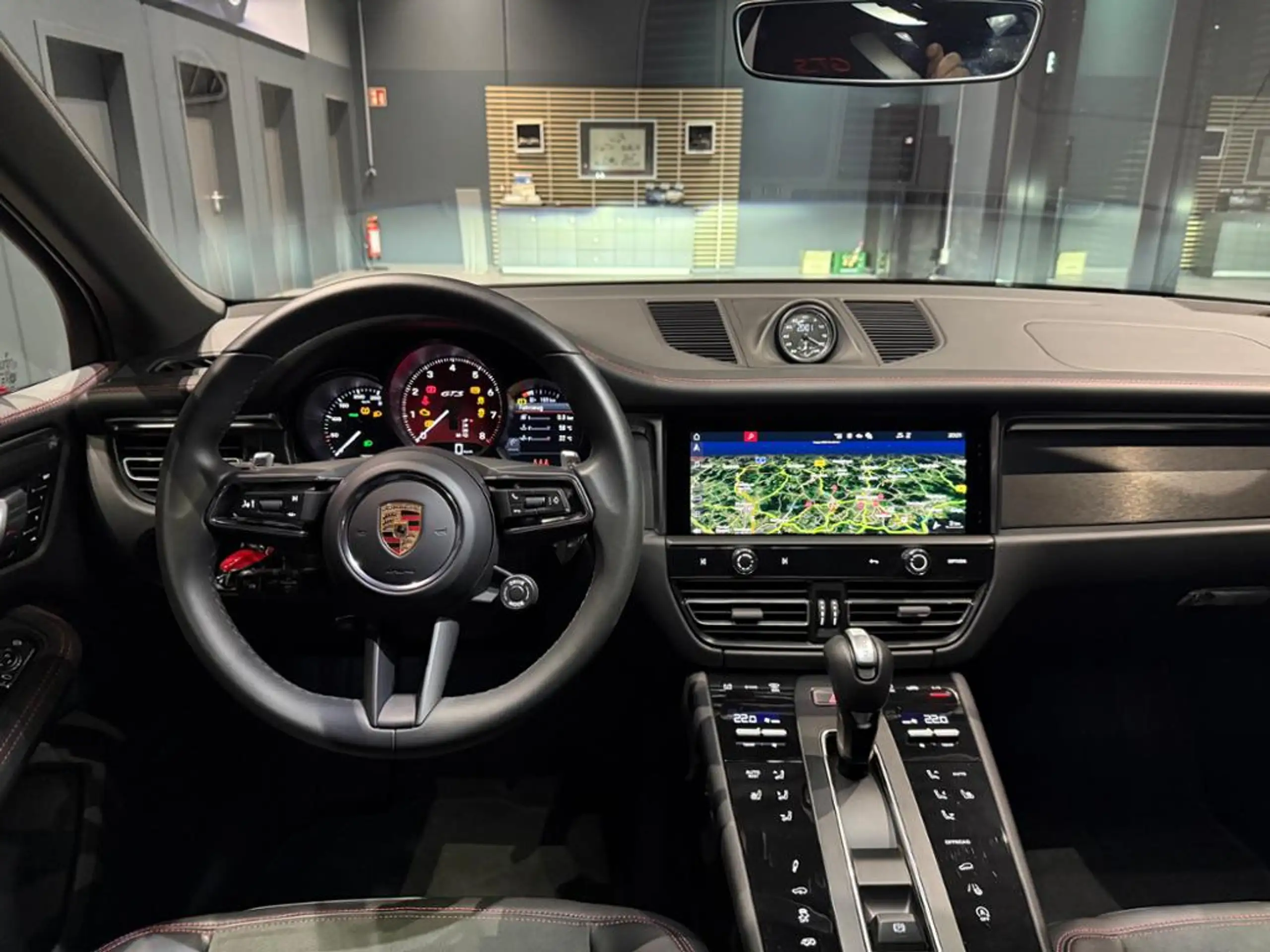 Porsche - Macan