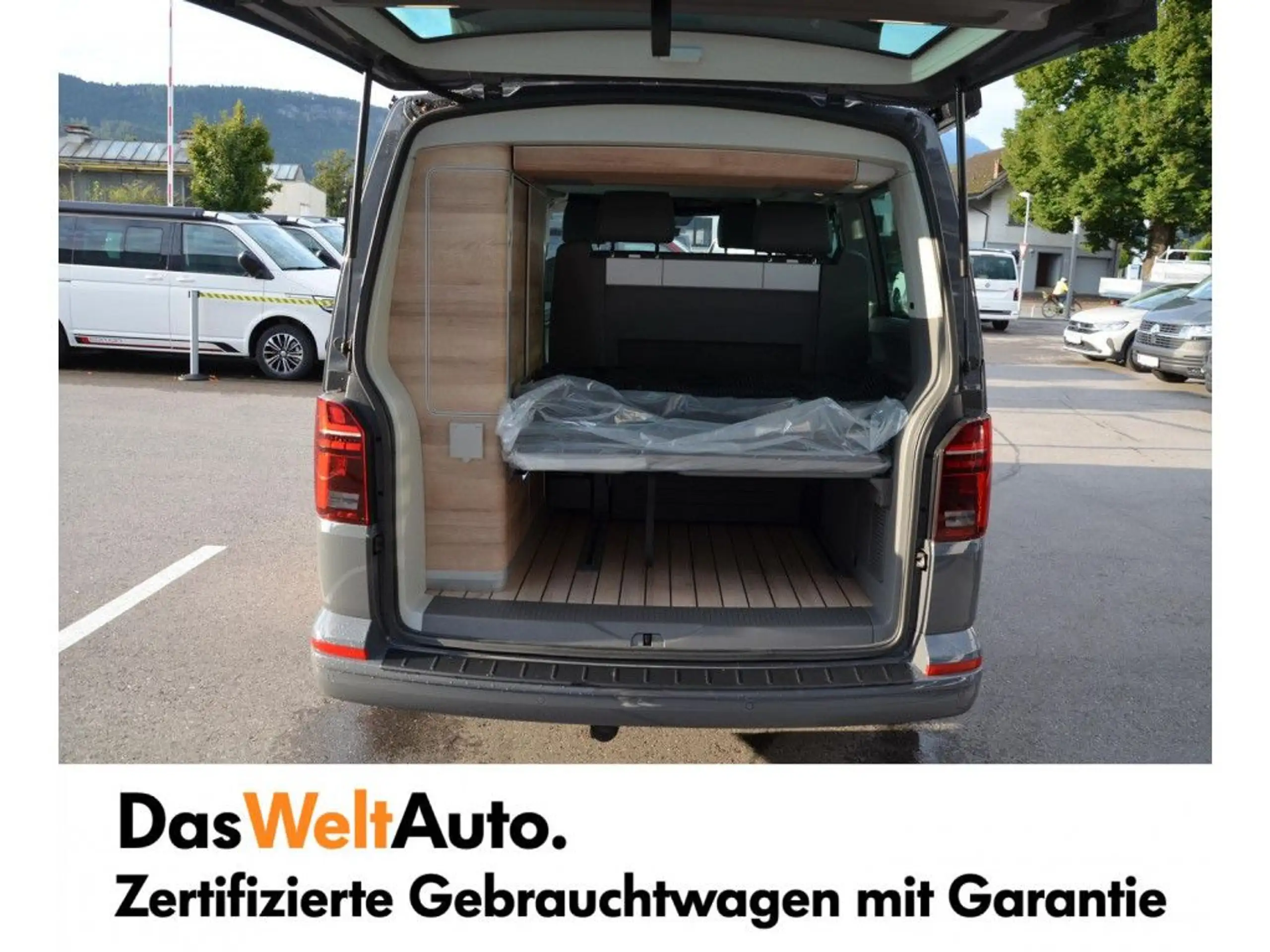 Volkswagen - T6 California