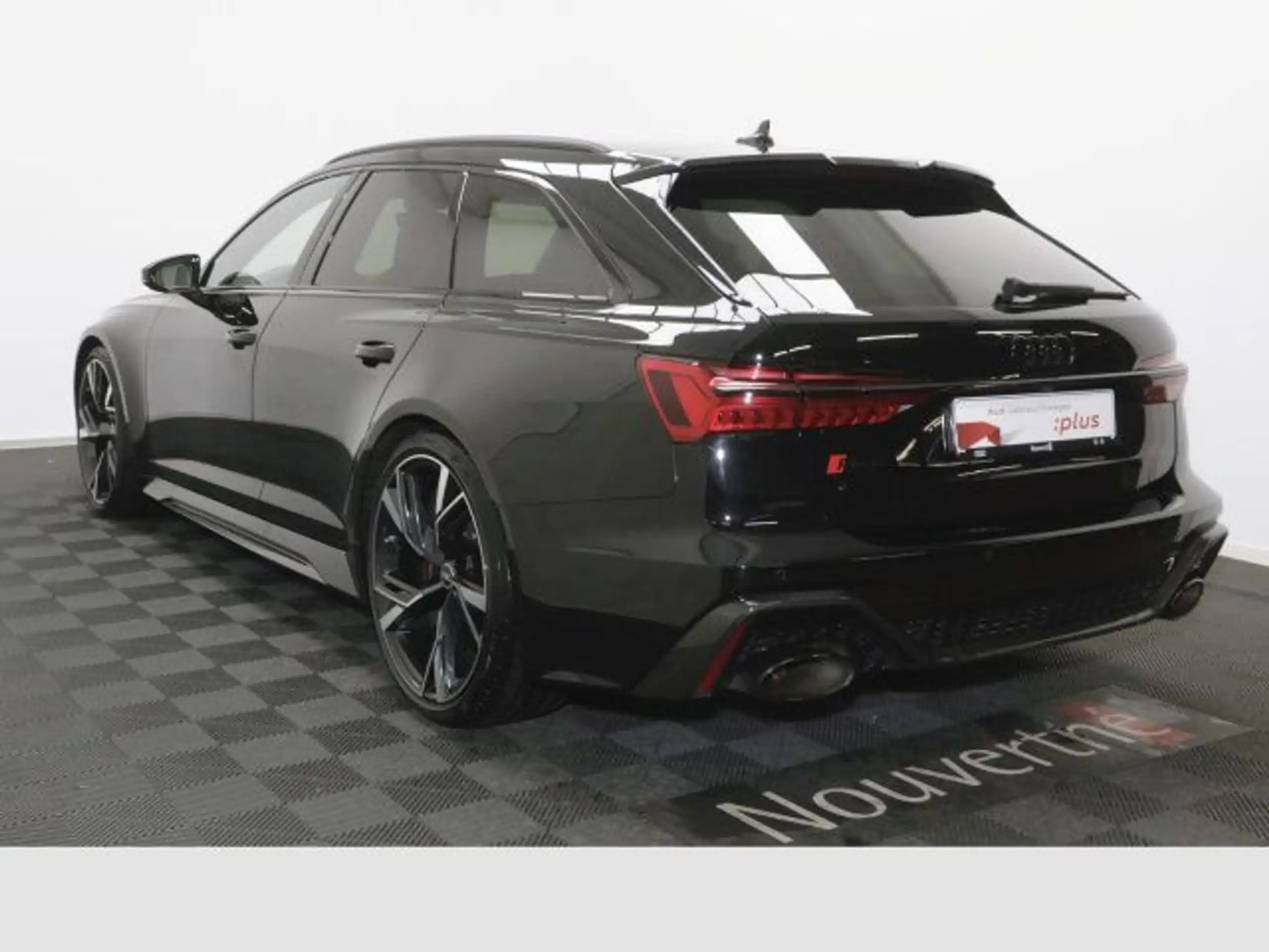 Audi - RS6