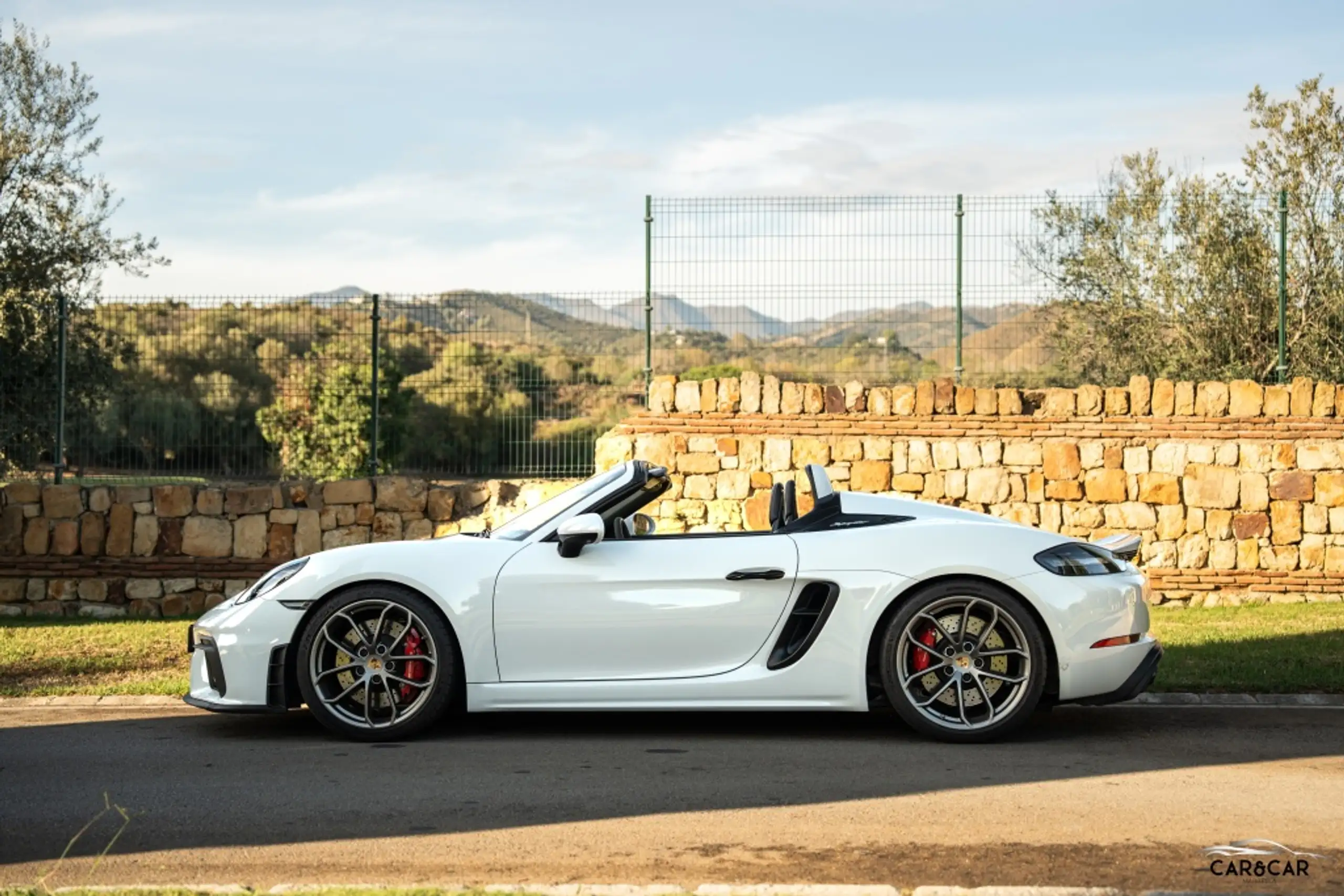 Porsche - 718 Spyder