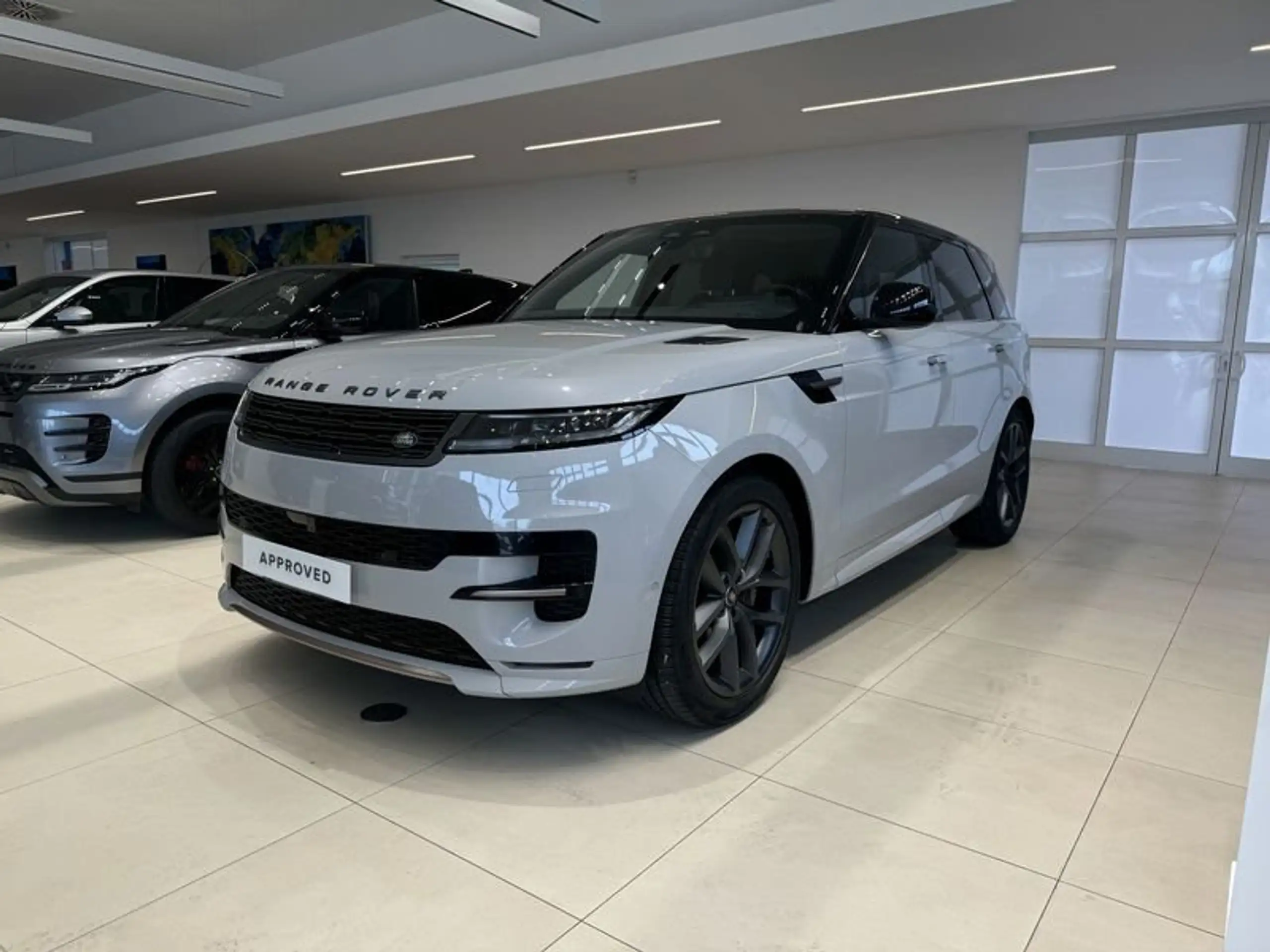 Land Rover - Range Rover Sport