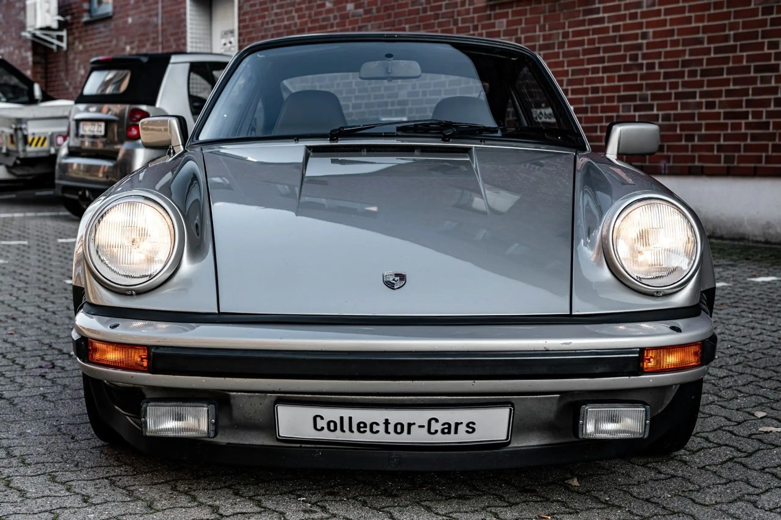 Porsche - 911