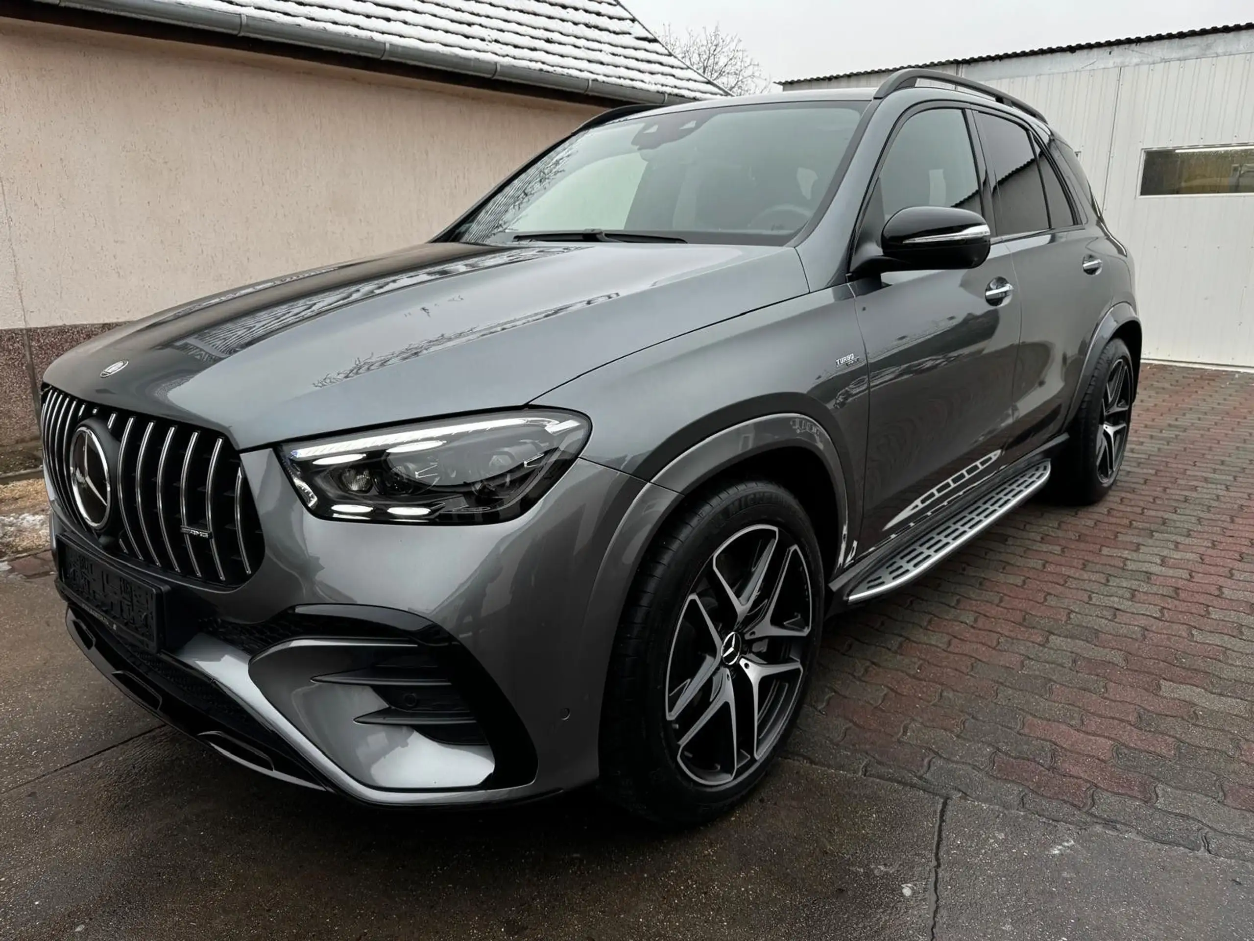 Mercedes-Benz - GLE 53 AMG