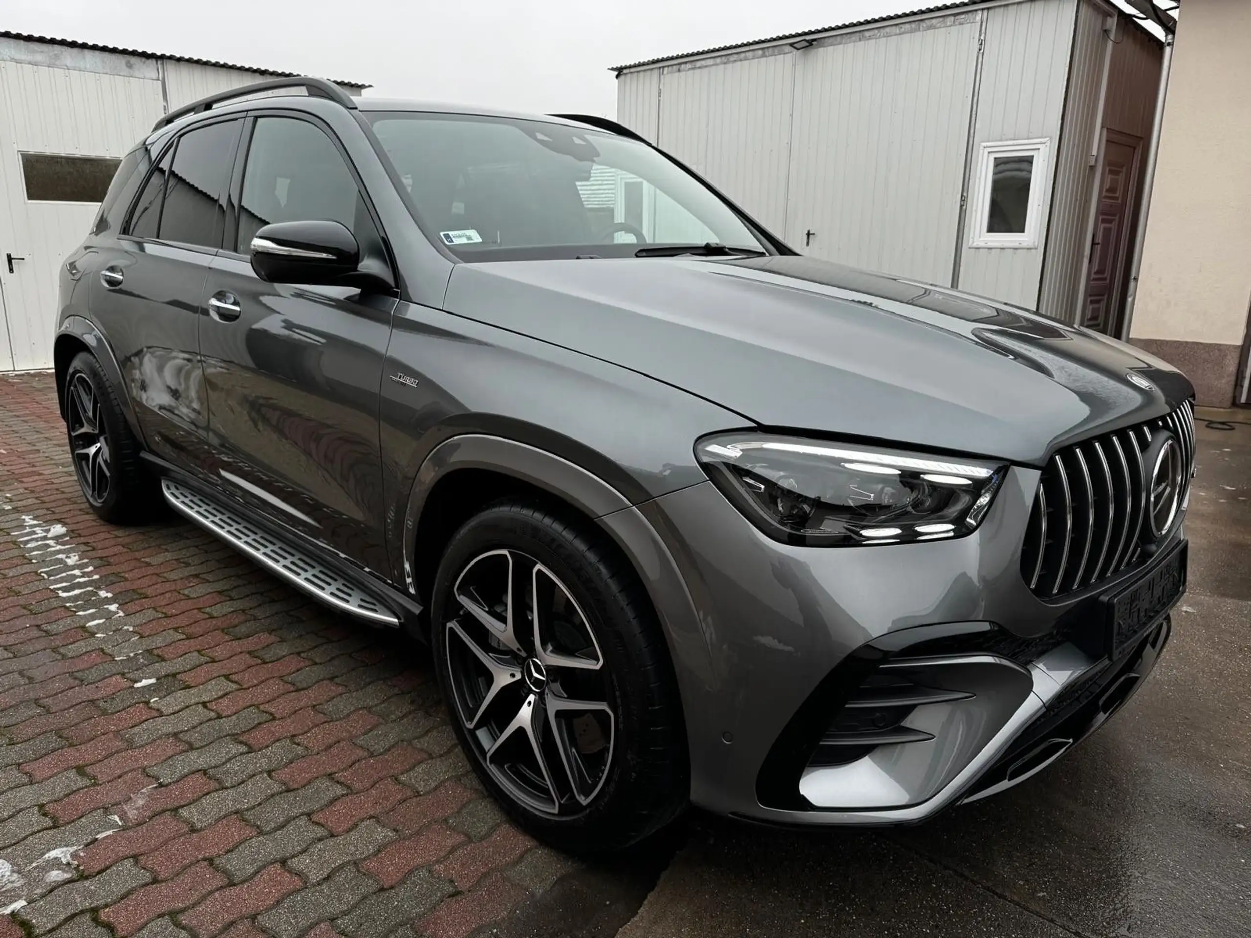 Mercedes-Benz - GLE 53 AMG