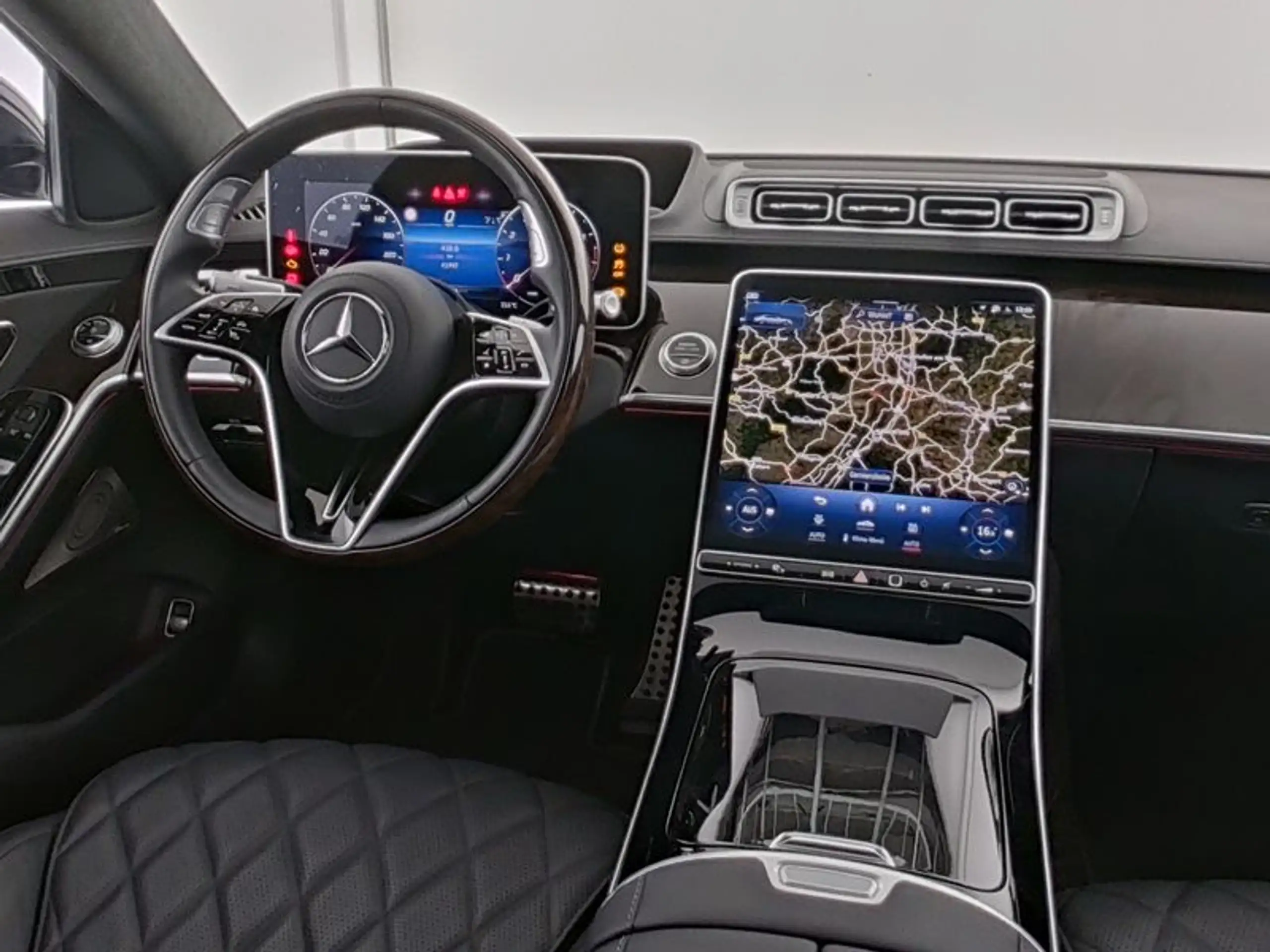 Mercedes-Benz - S 500