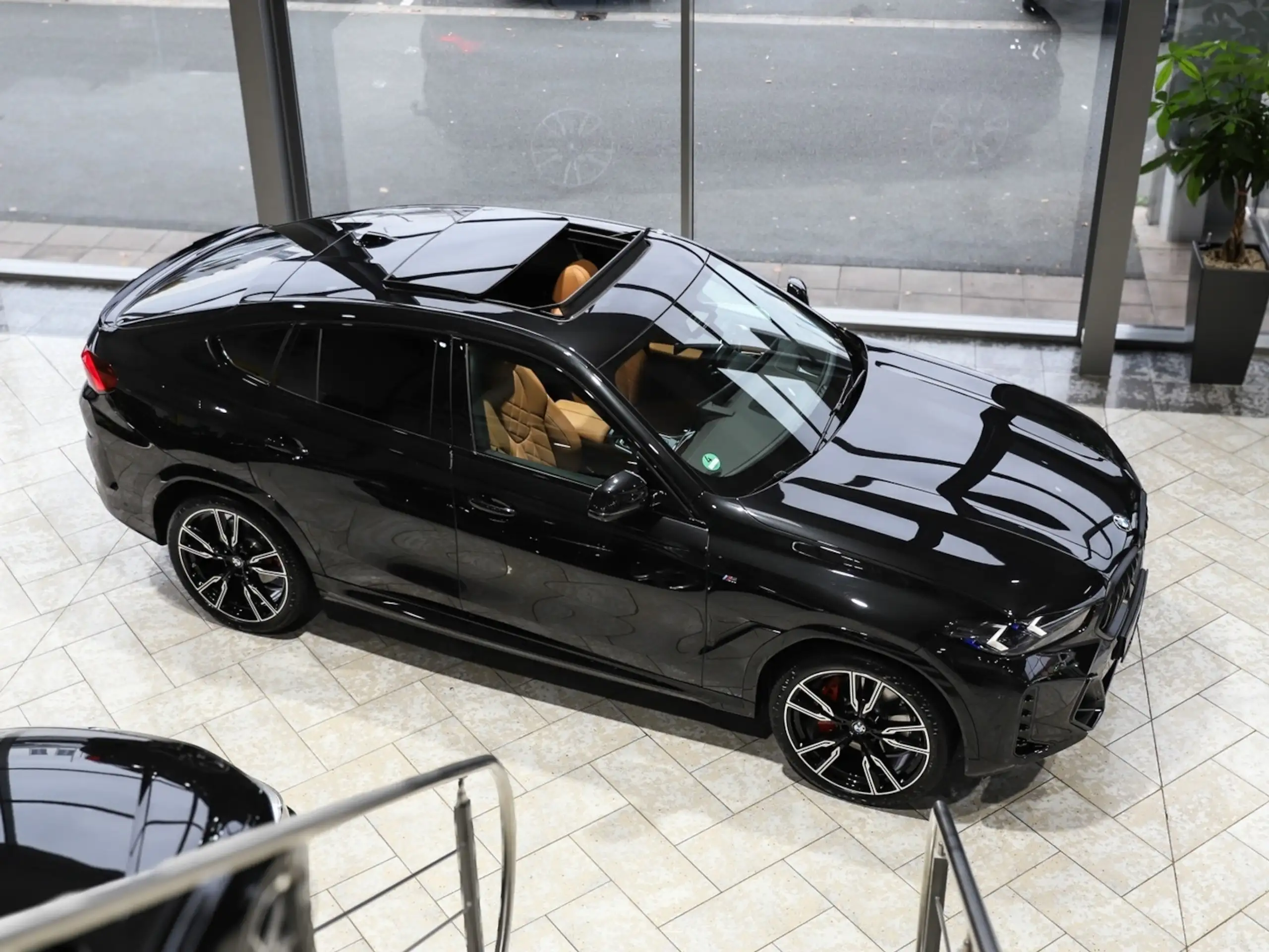 BMW - X6