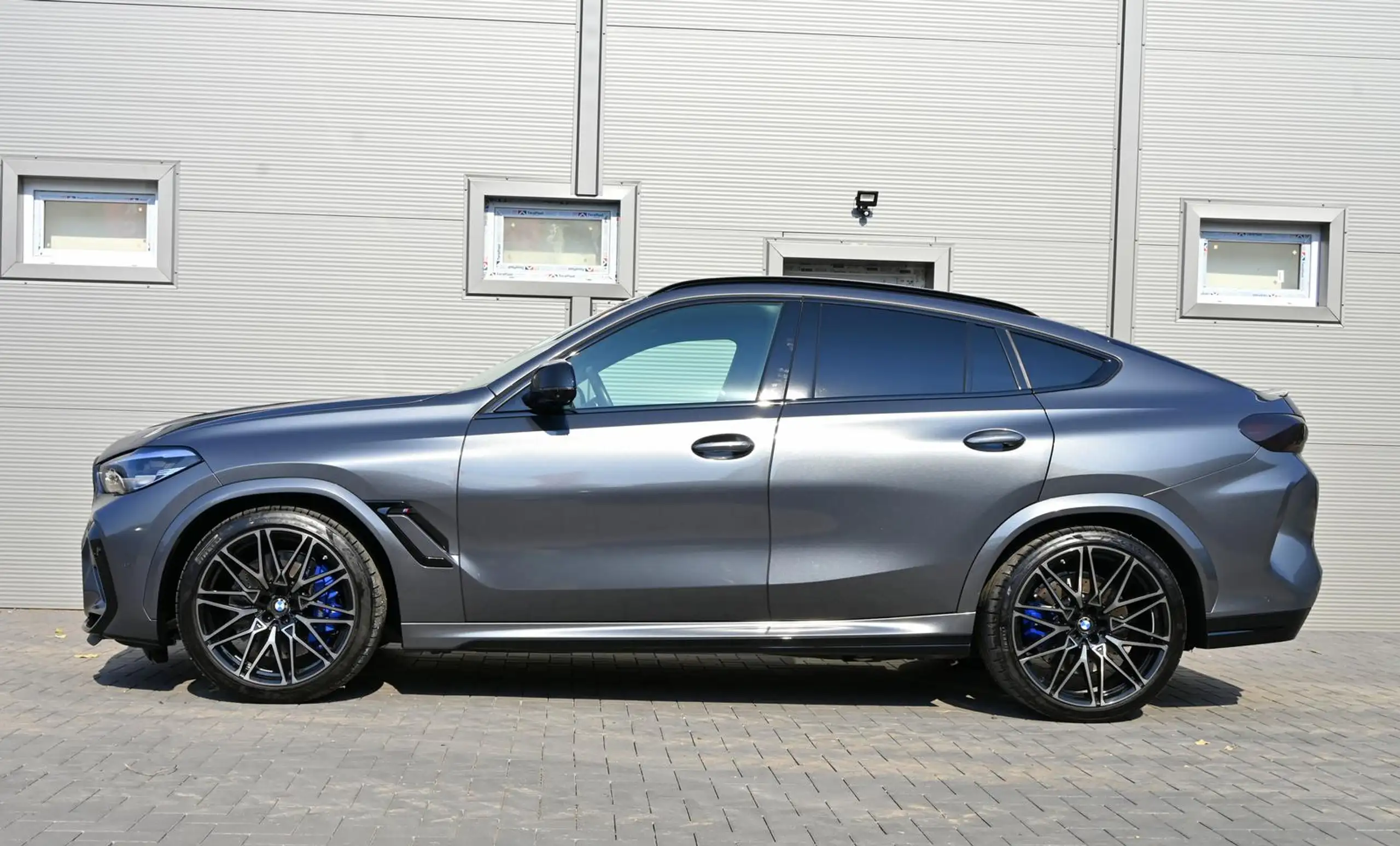 BMW - X6 M