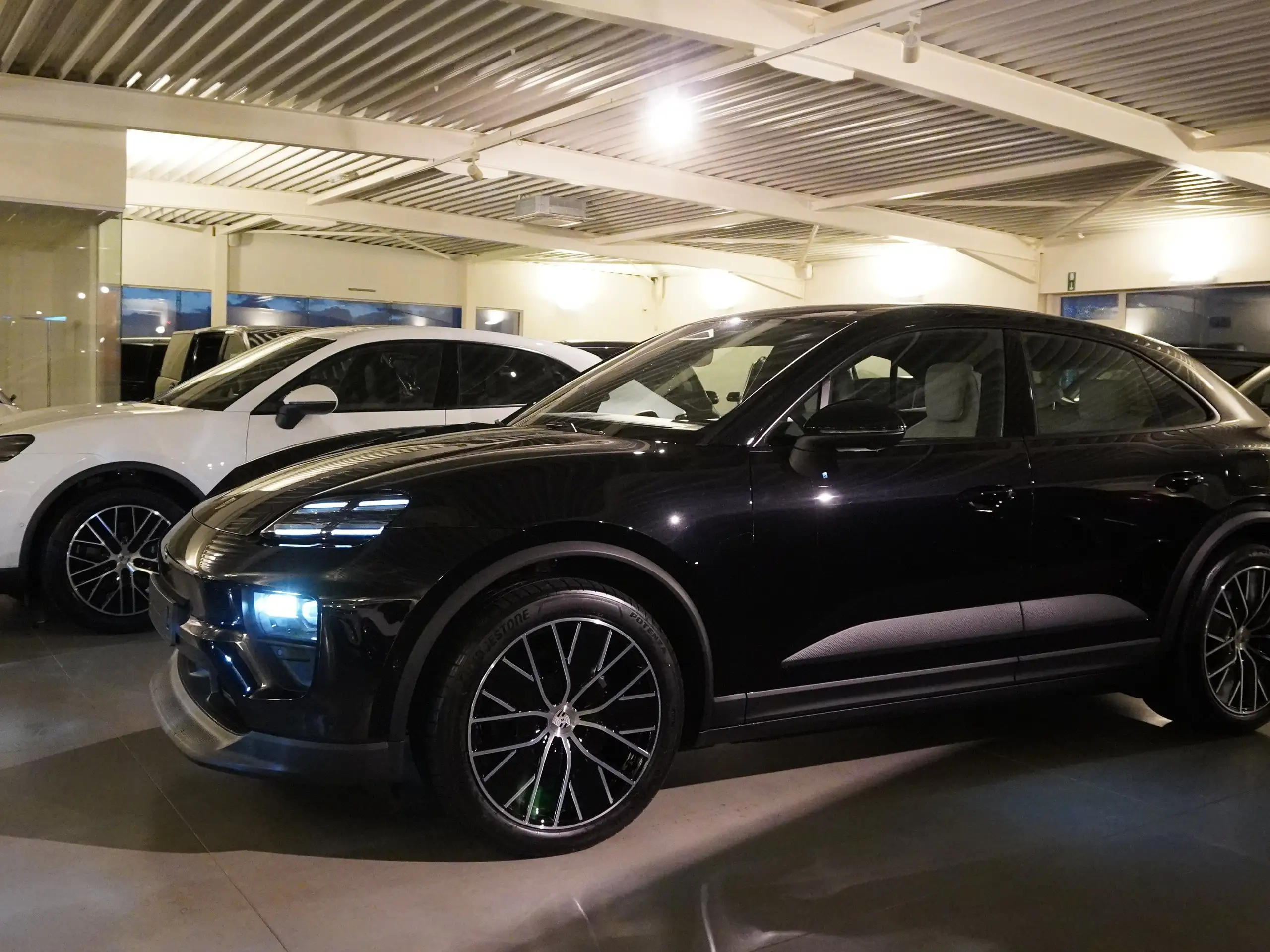 Porsche - Macan