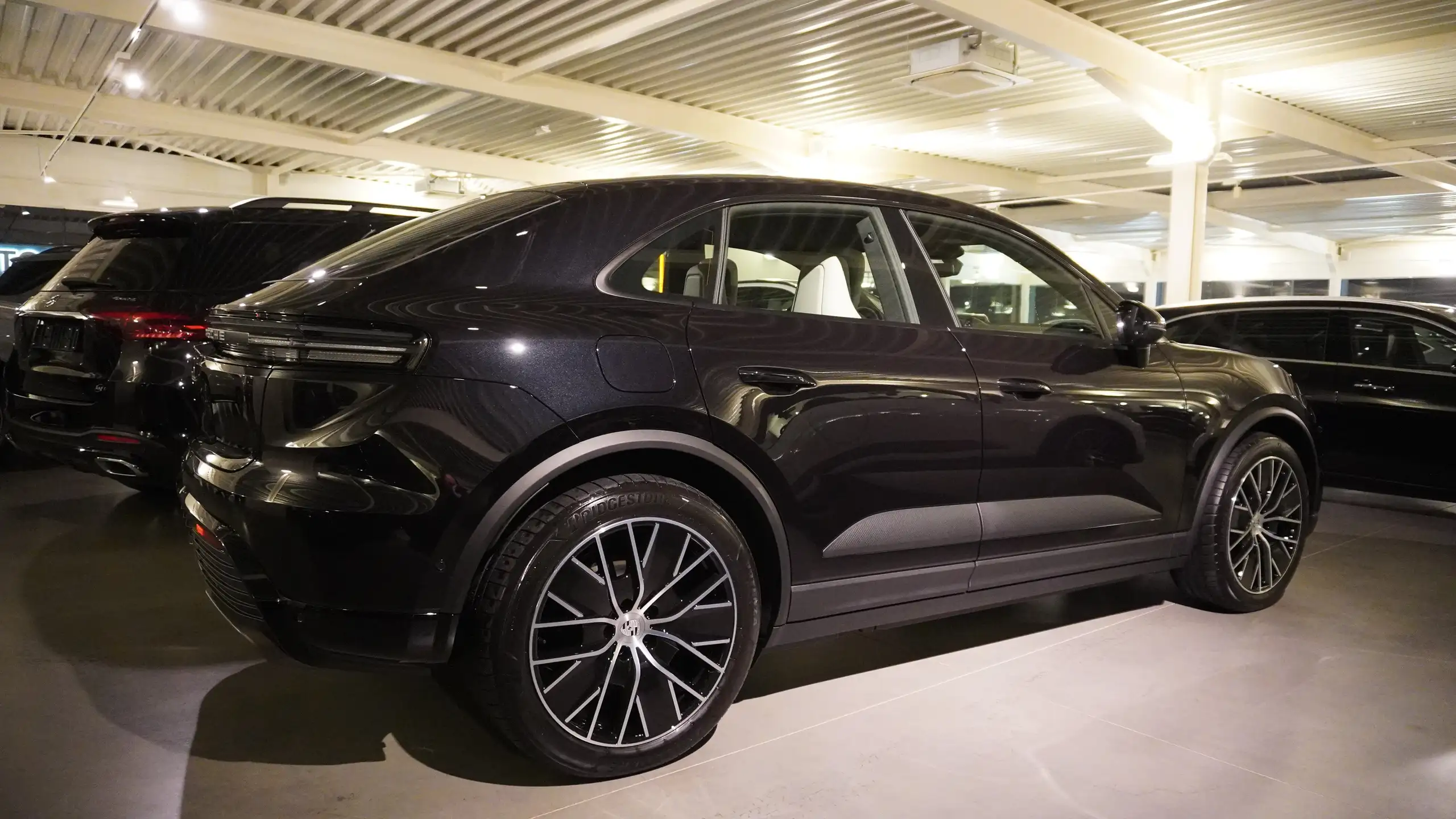 Porsche - Macan