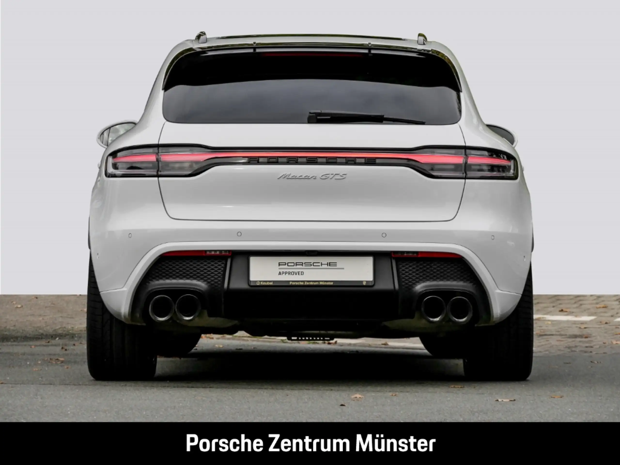 Porsche - Macan