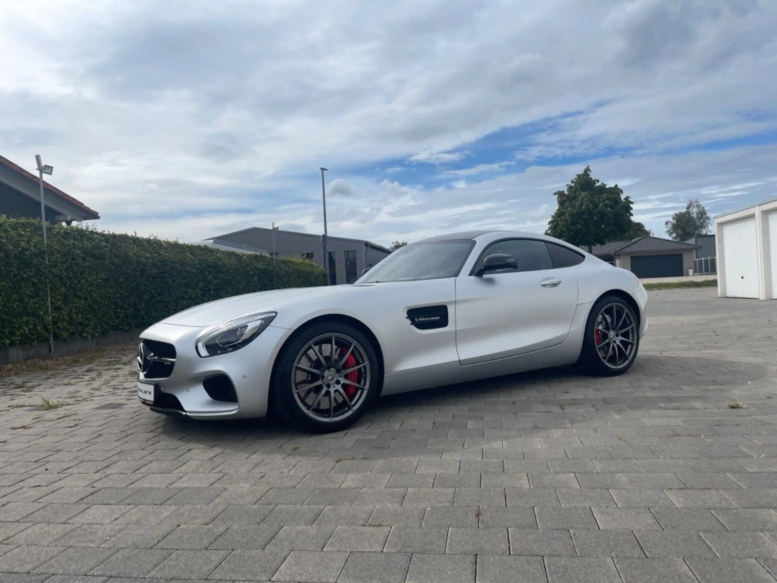 Mercedes-Benz - AMG GT