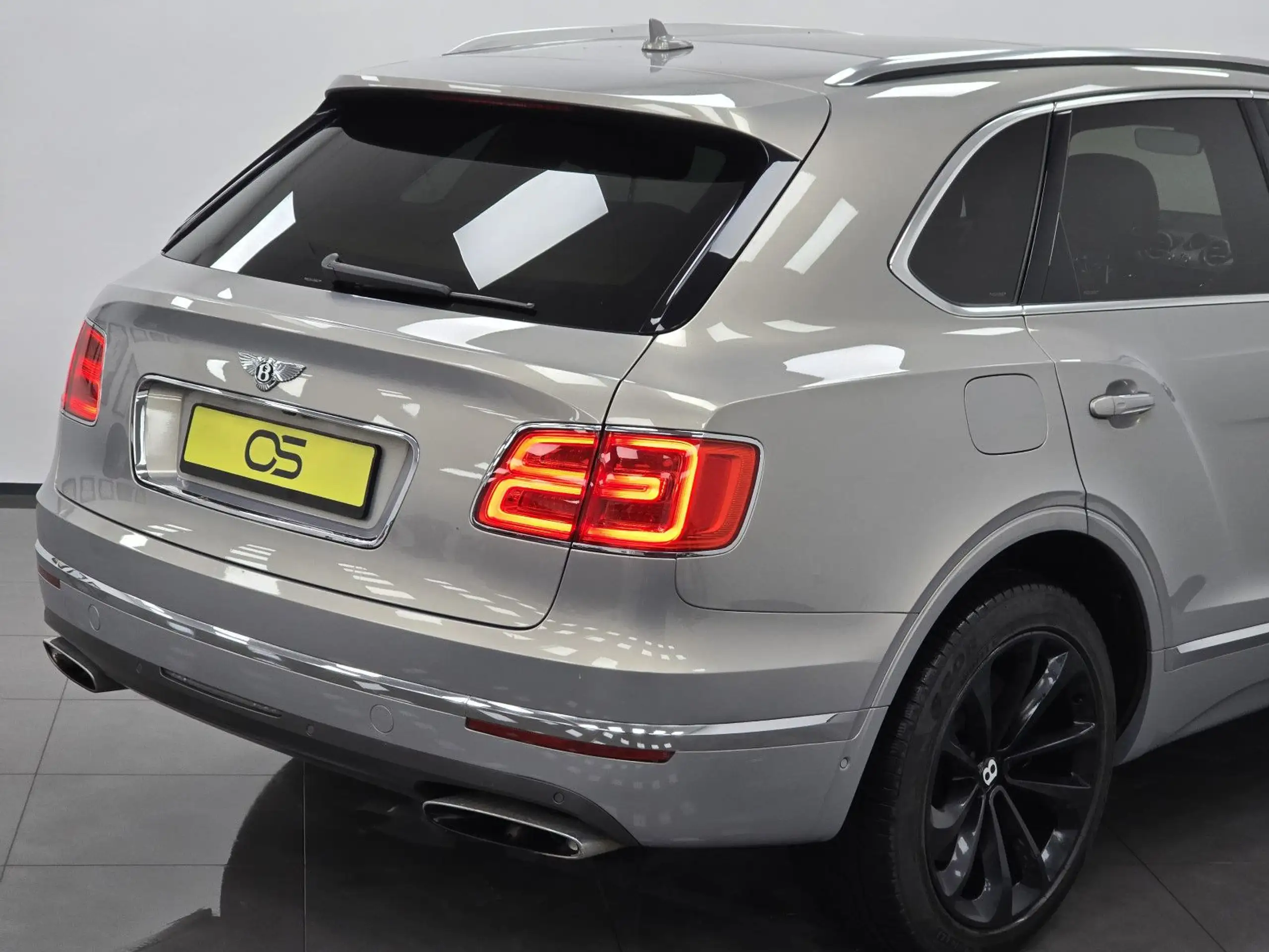 Bentley - Bentayga