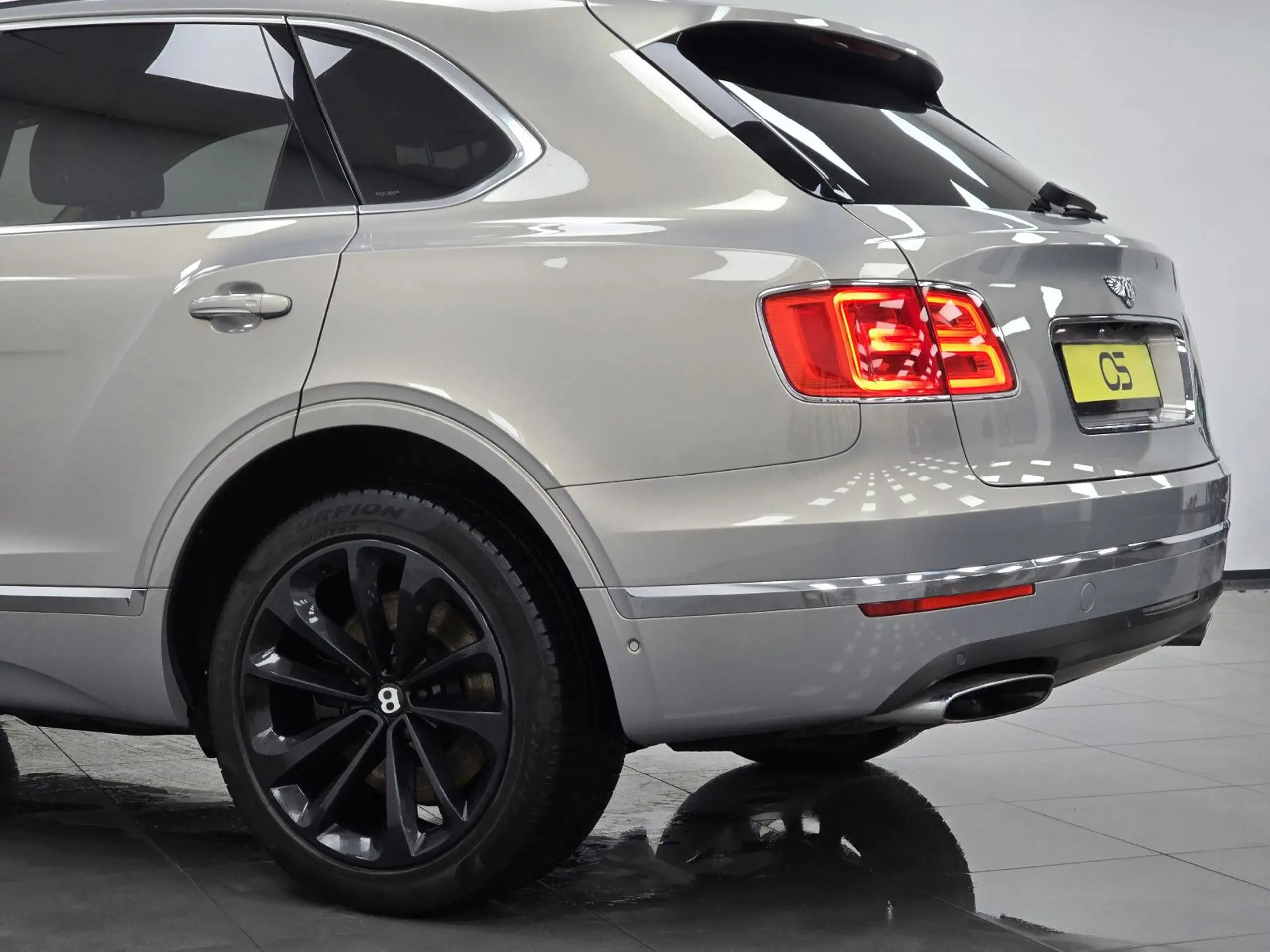 Bentley - Bentayga