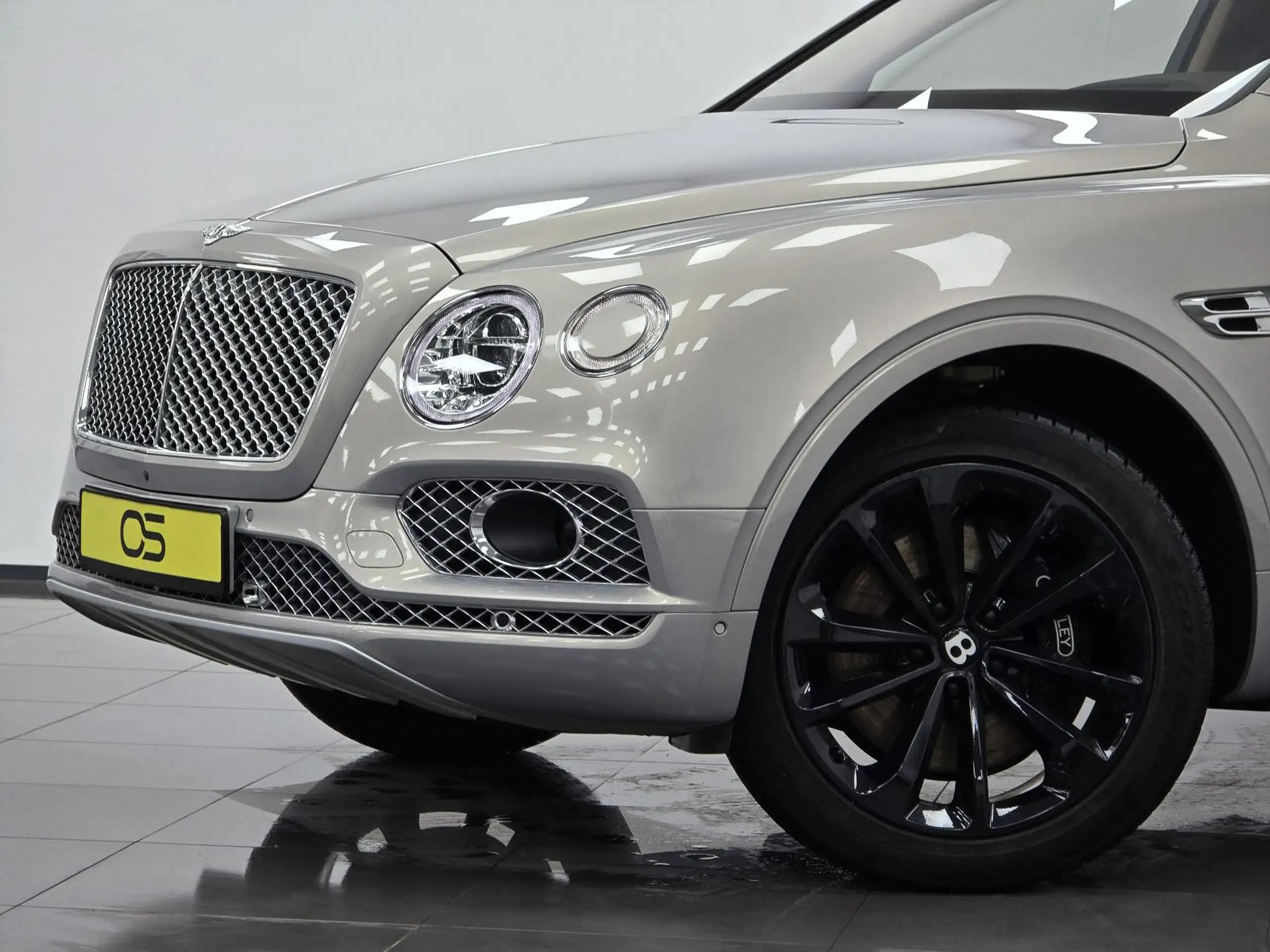 Bentley - Bentayga