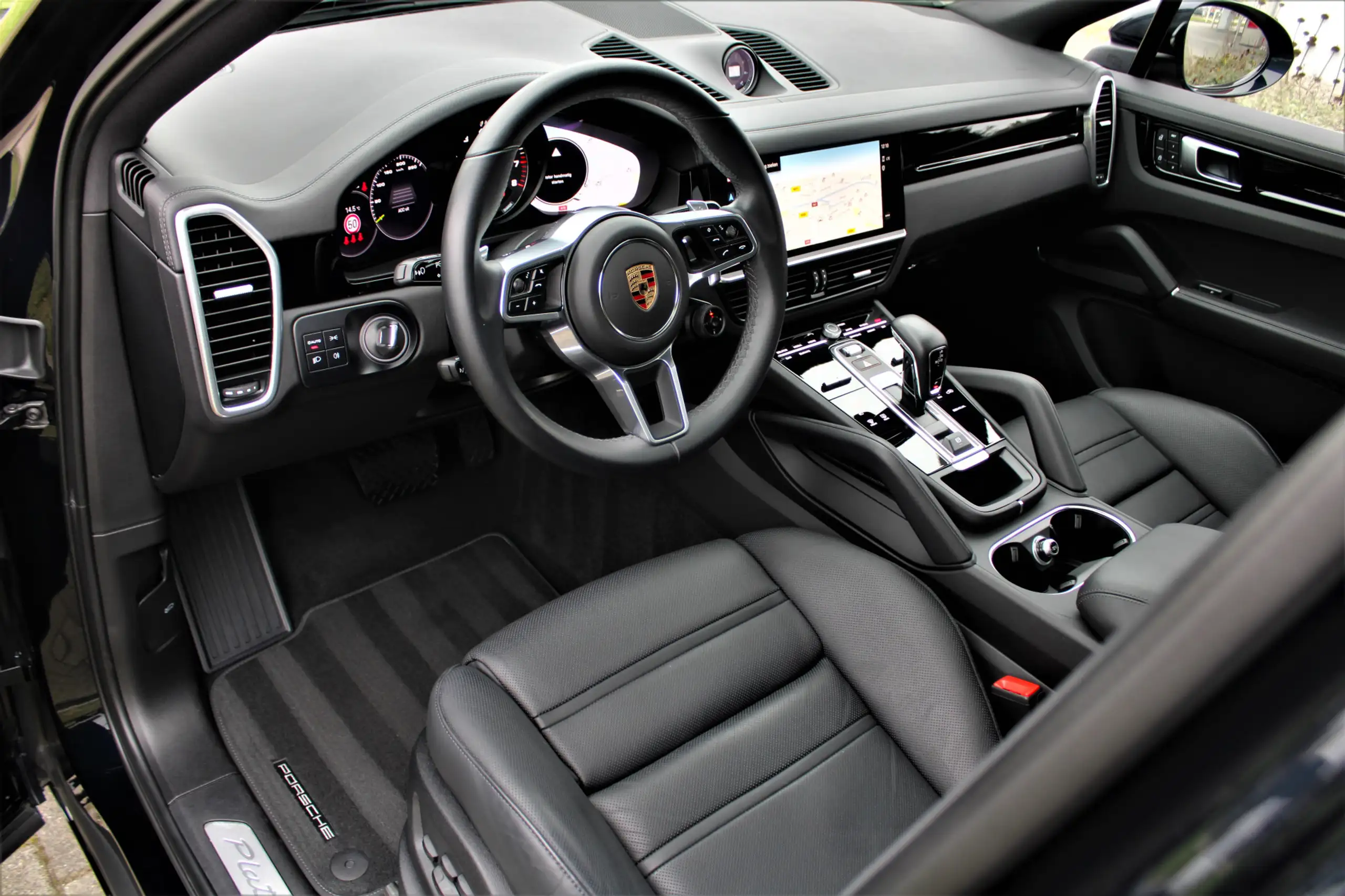 Porsche - Cayenne