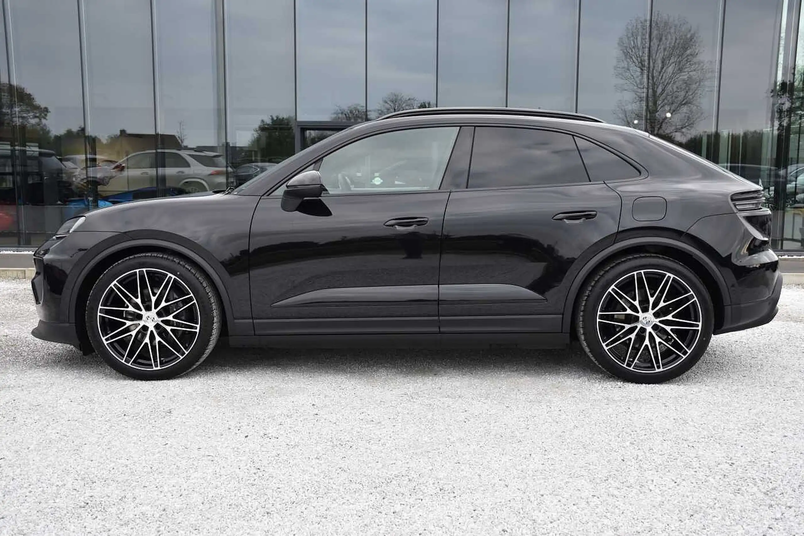 Porsche - Macan